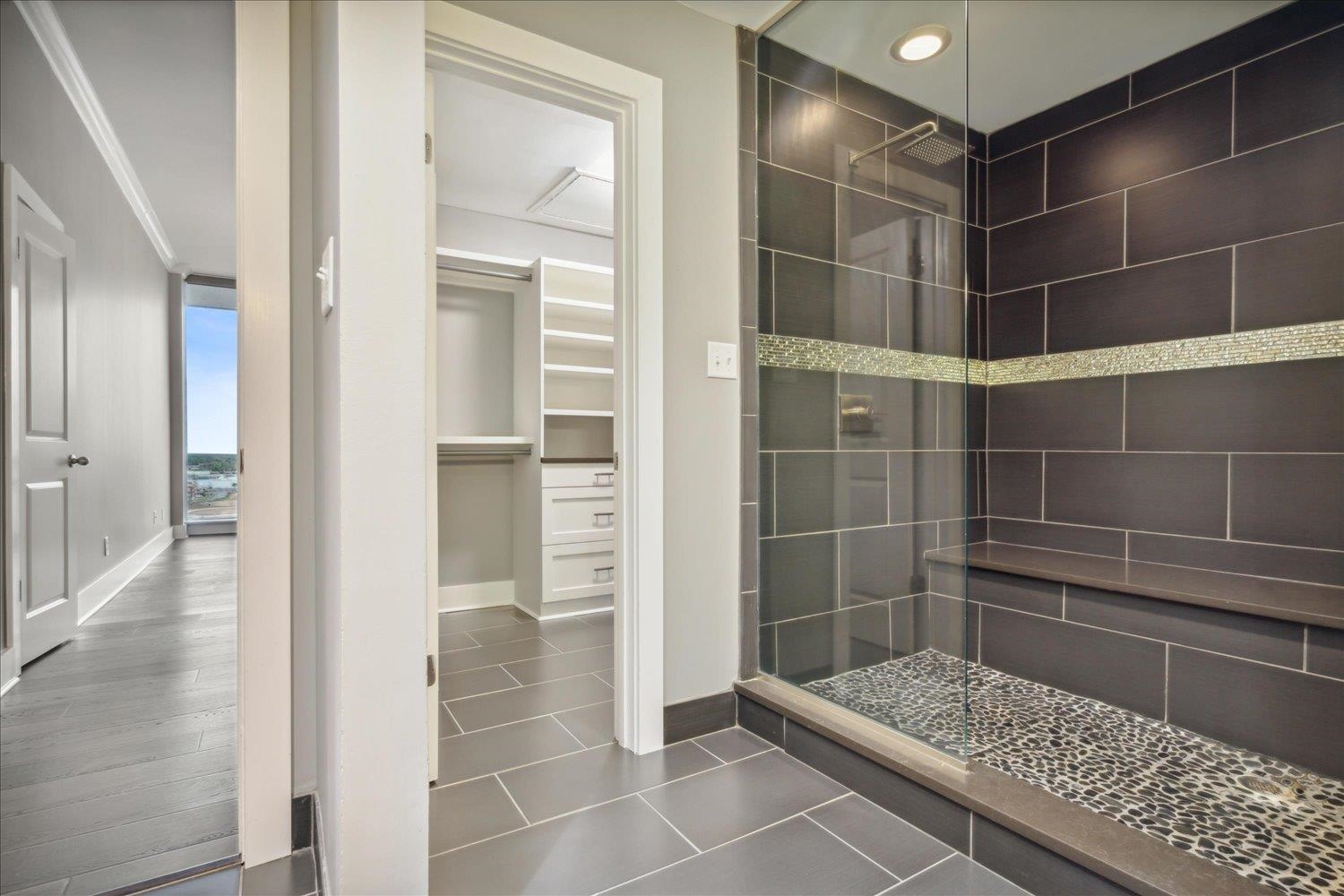 655 Riverside Dr 1508 Property Photo 15