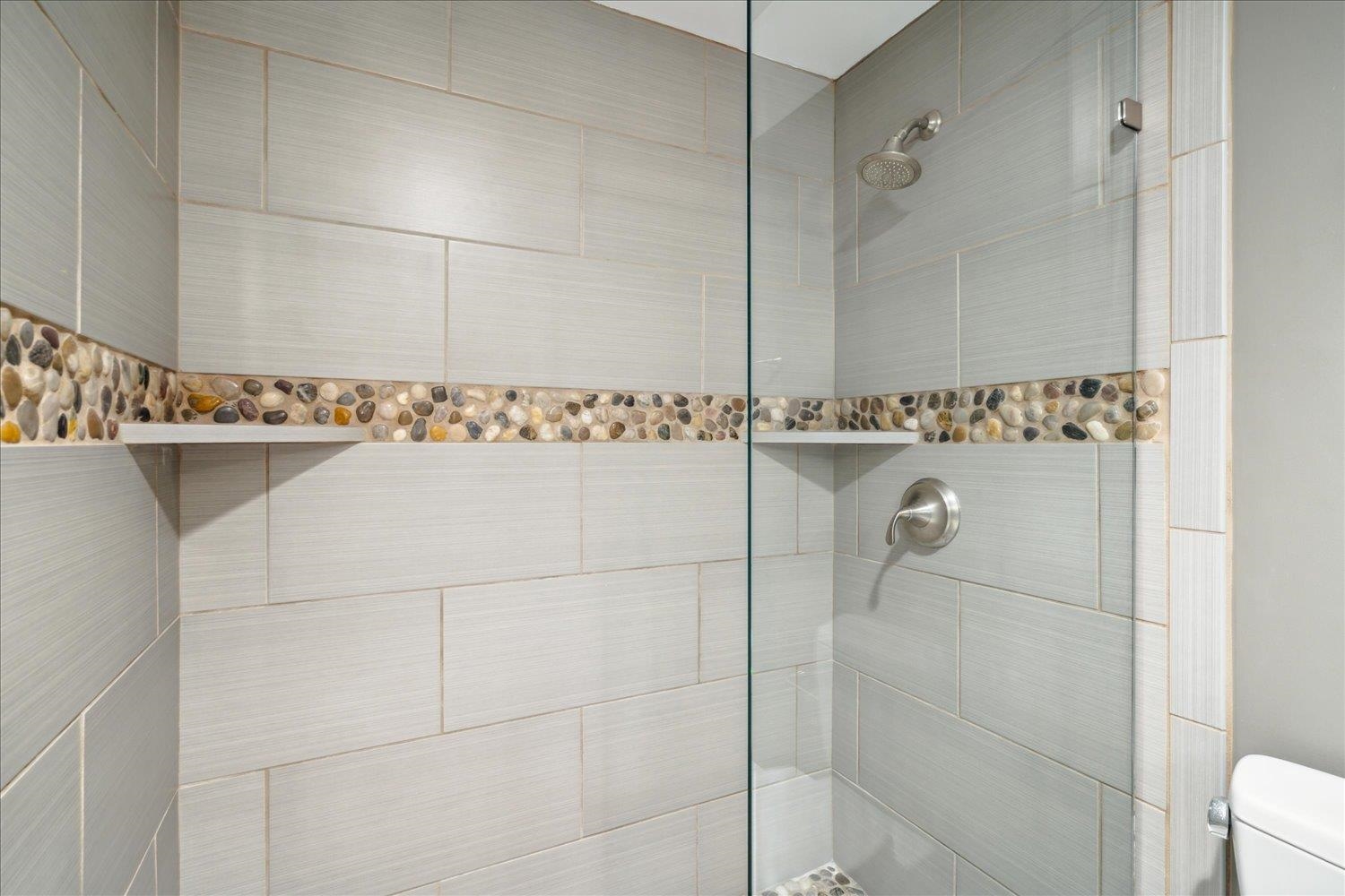 655 Riverside Dr 1508 Property Photo 21