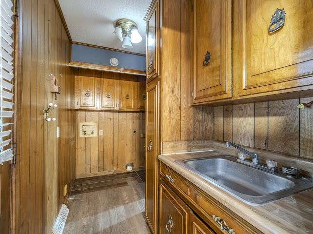 660 Hinton Rd Property Photo 23