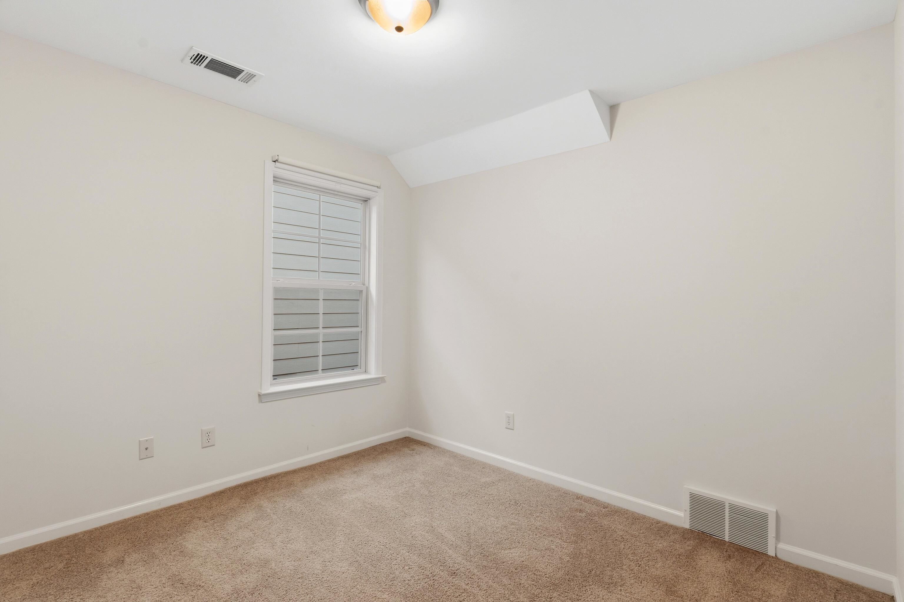 886 Winter Leaf Dr Property Photo 22