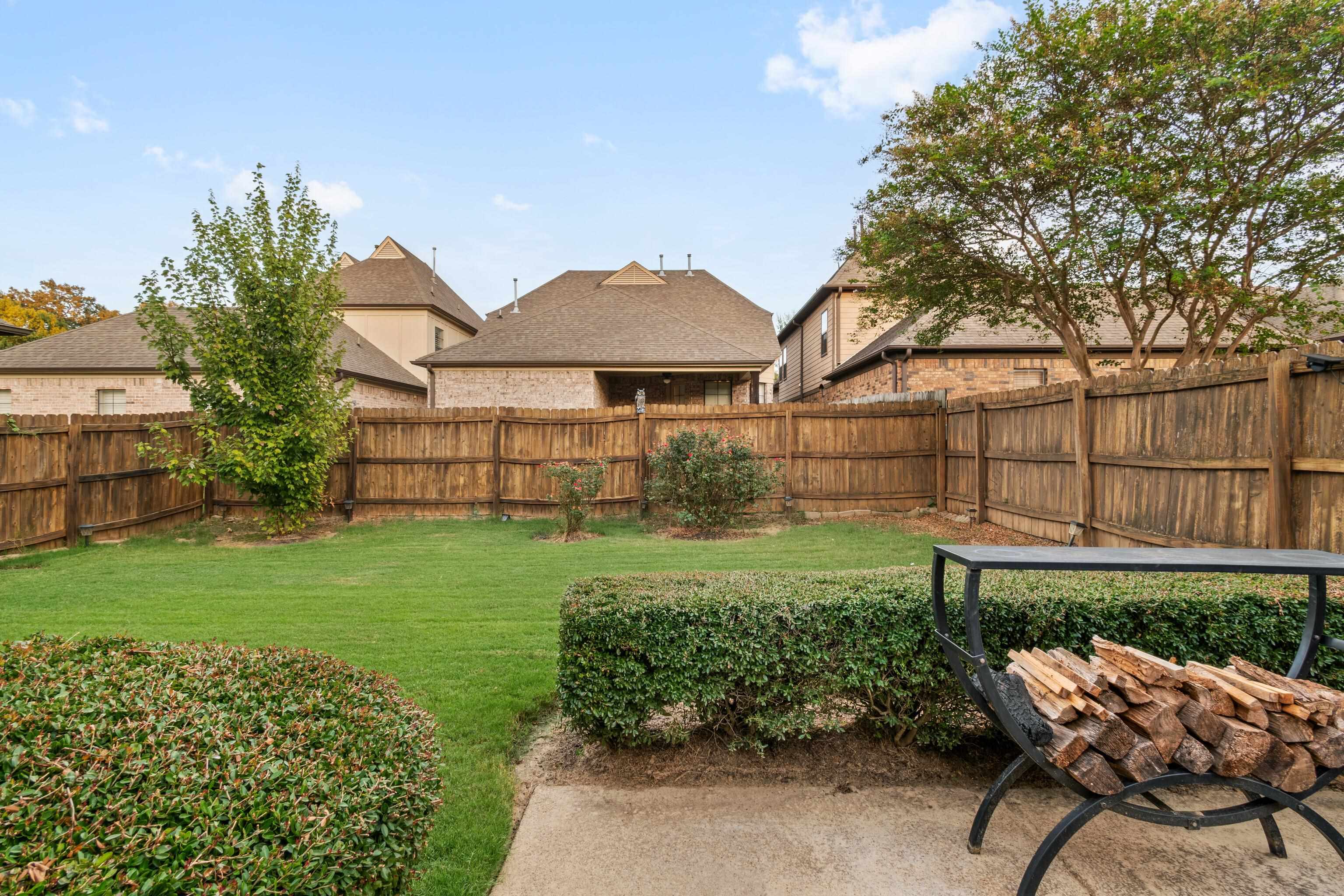 886 Winter Leaf Dr Property Photo 25