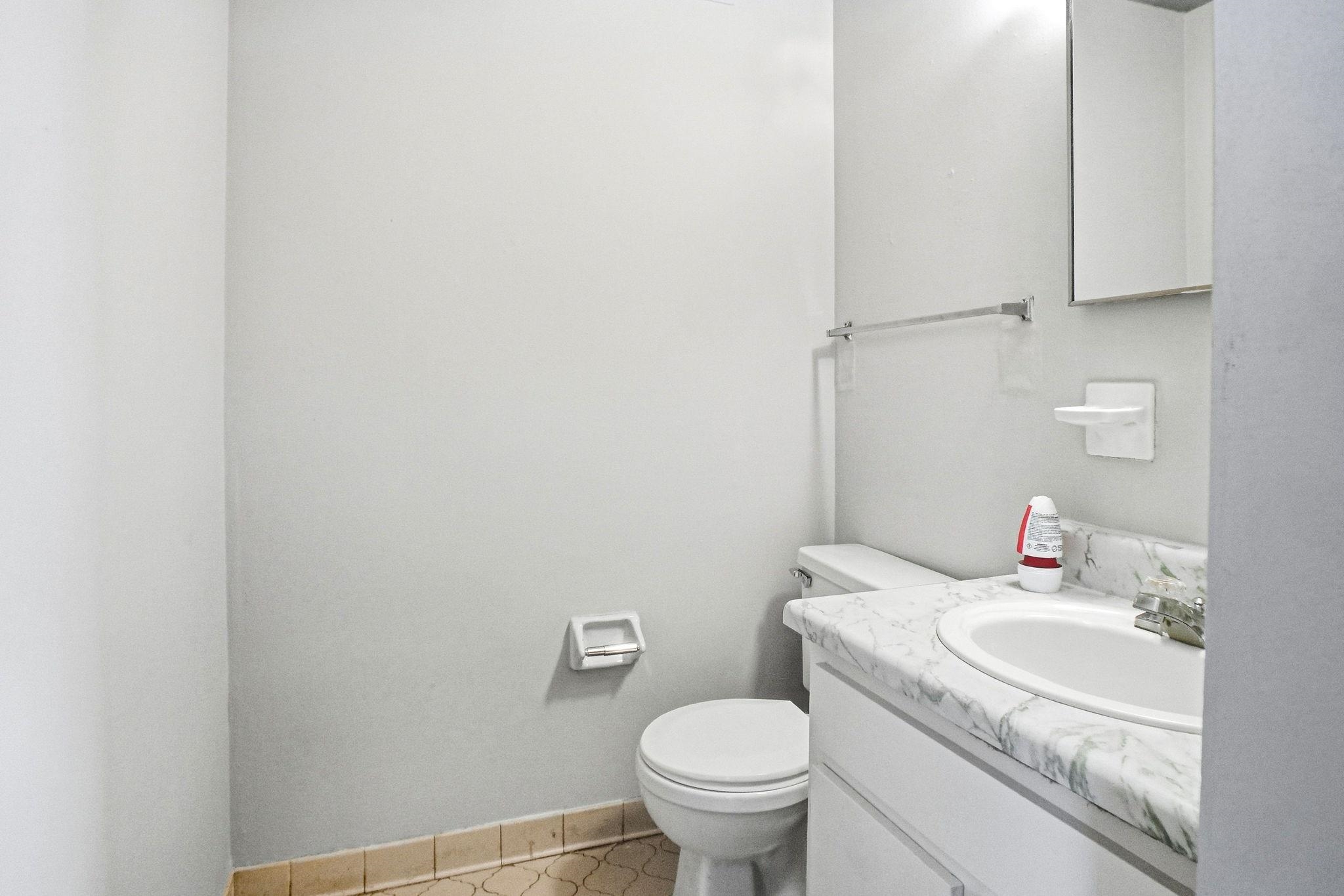 3921 Schoolfield Rd Property Photo 6