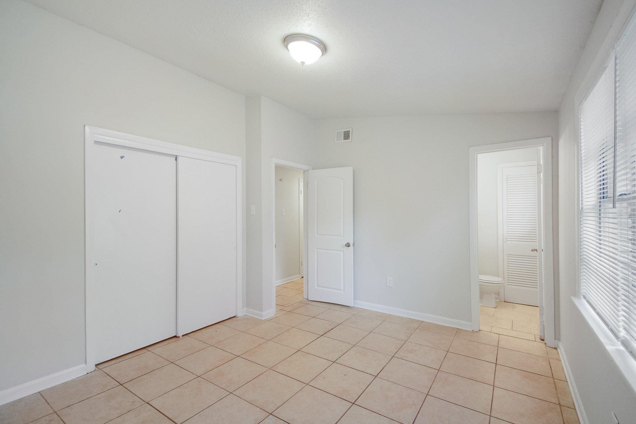 2980 Croley Dr Property Photo 12