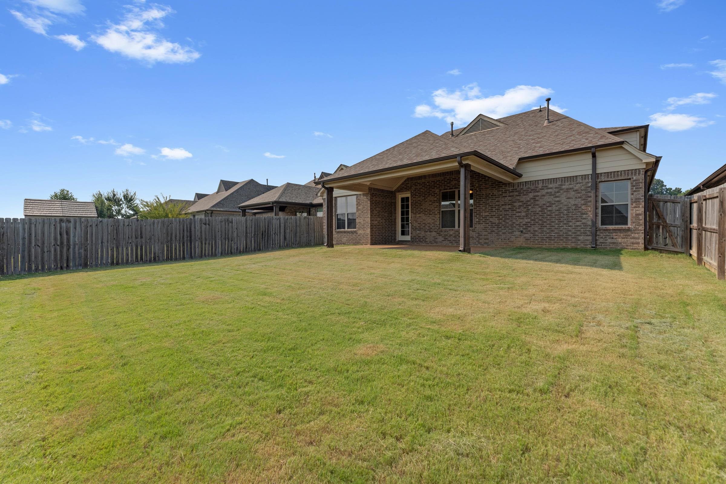 90 Willow Springs Ln Property Photo 35