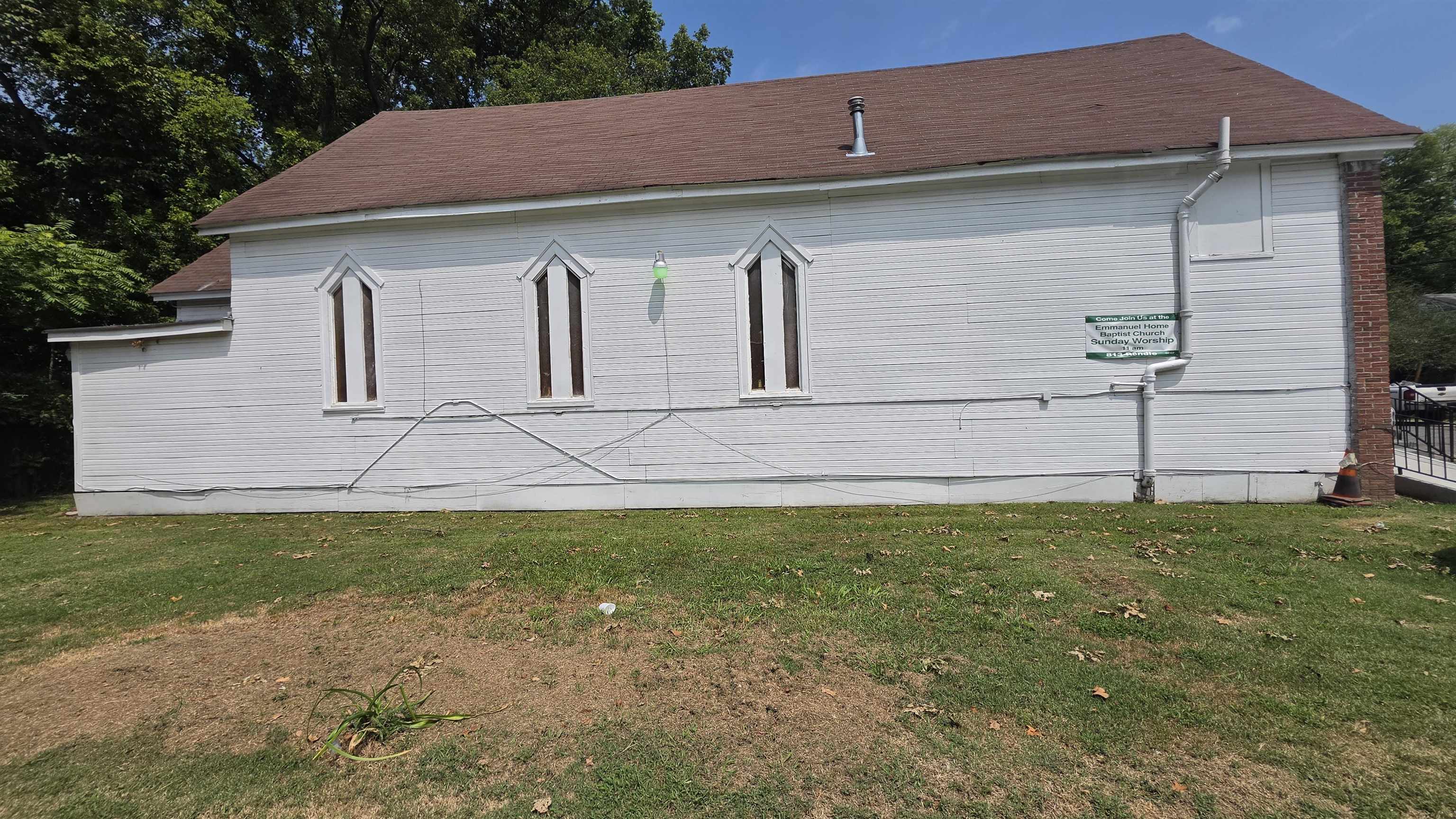 813 Randle St Property Photo 3
