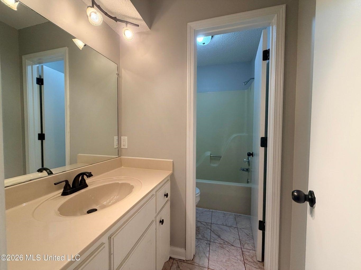 7211 Grove Park Rd Property Photo 12