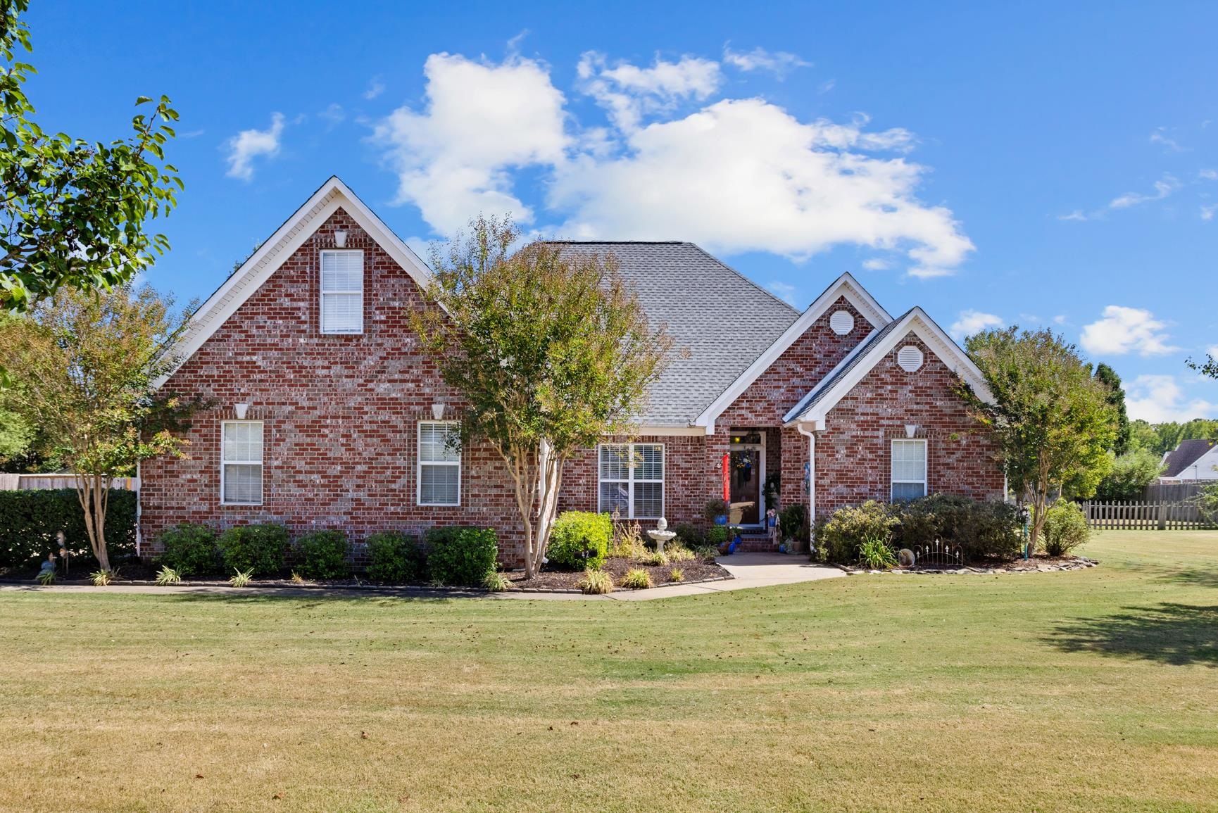 42 Amber Tree Cv Property Photo 1