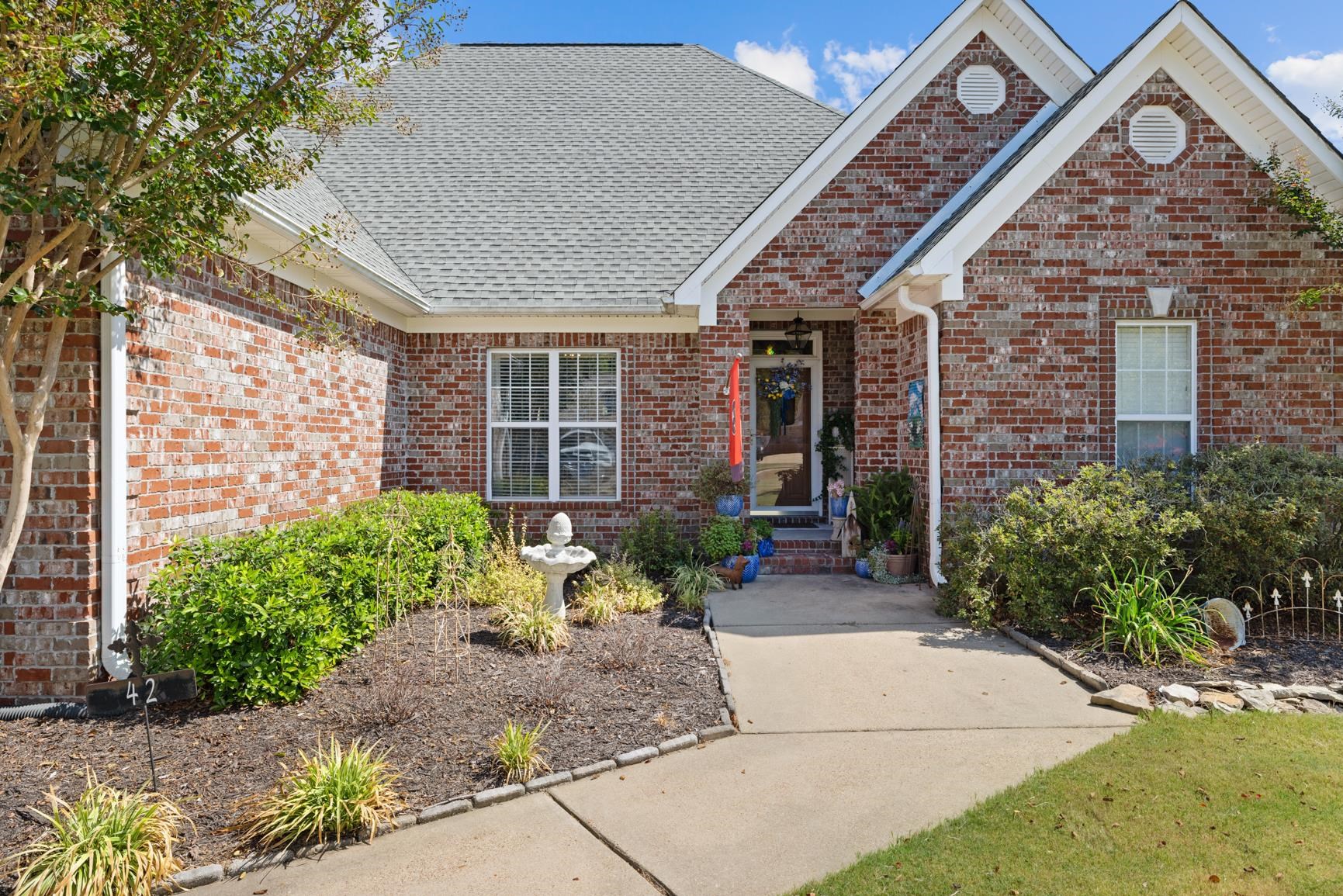 42 Amber Tree Cv Property Photo 3