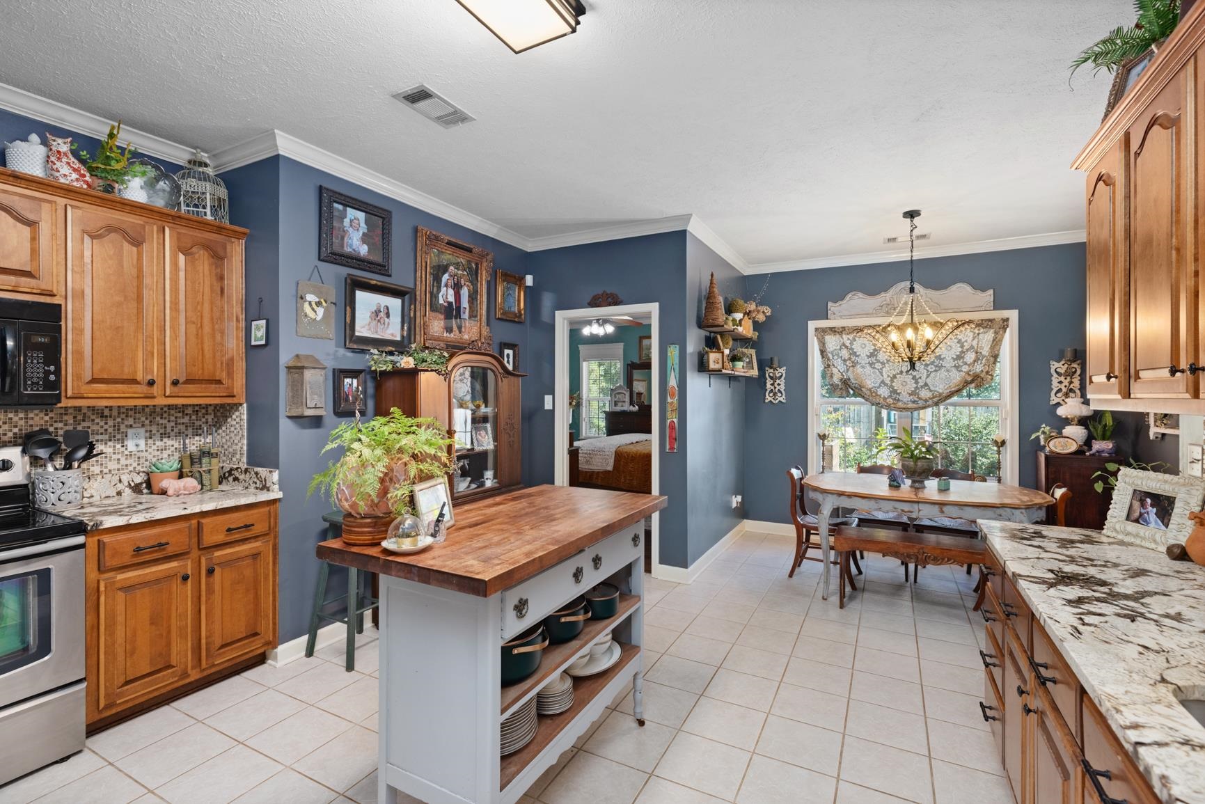 42 Amber Tree Cv Property Photo 17