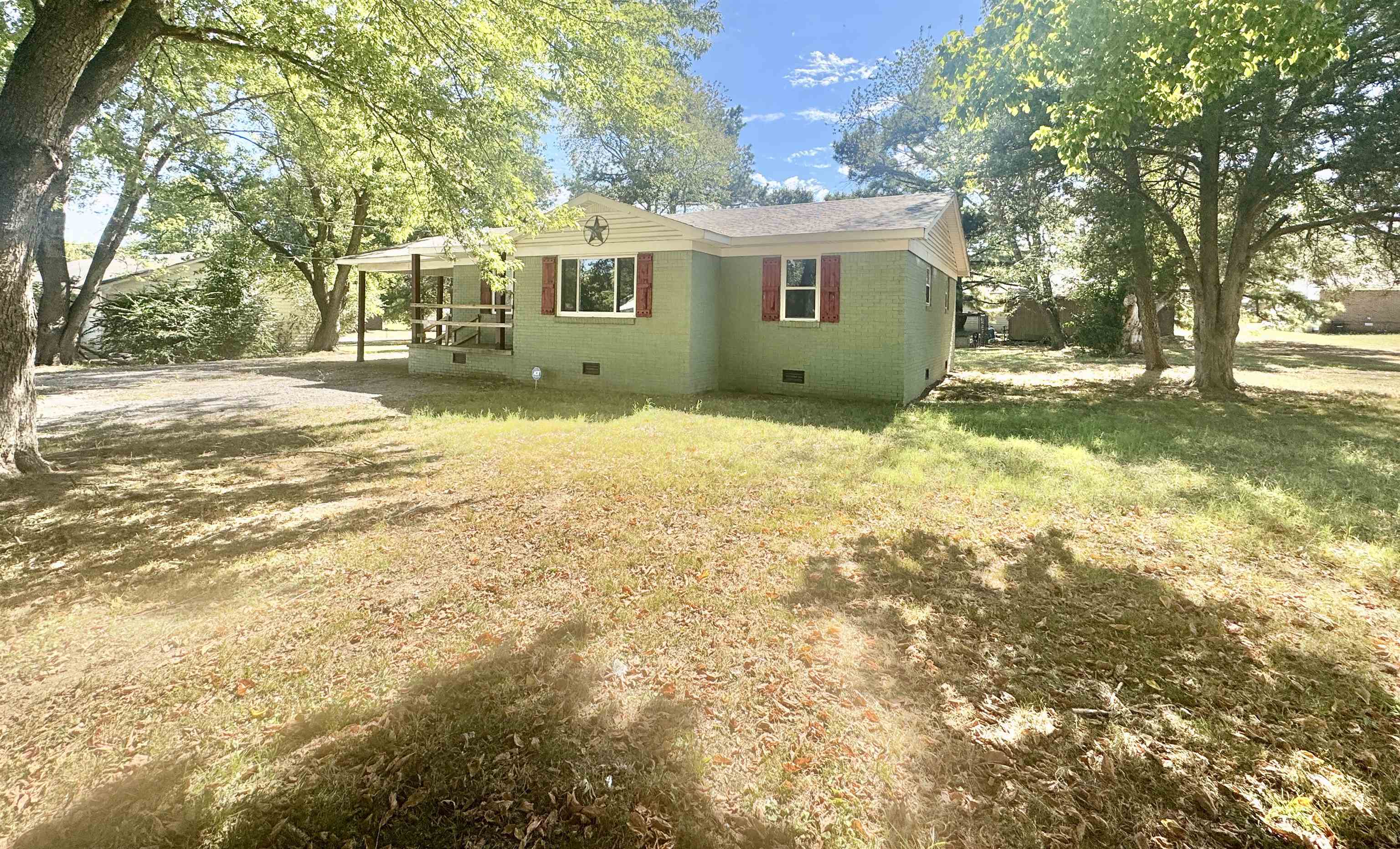 41 Halliburton St Property Photo 3