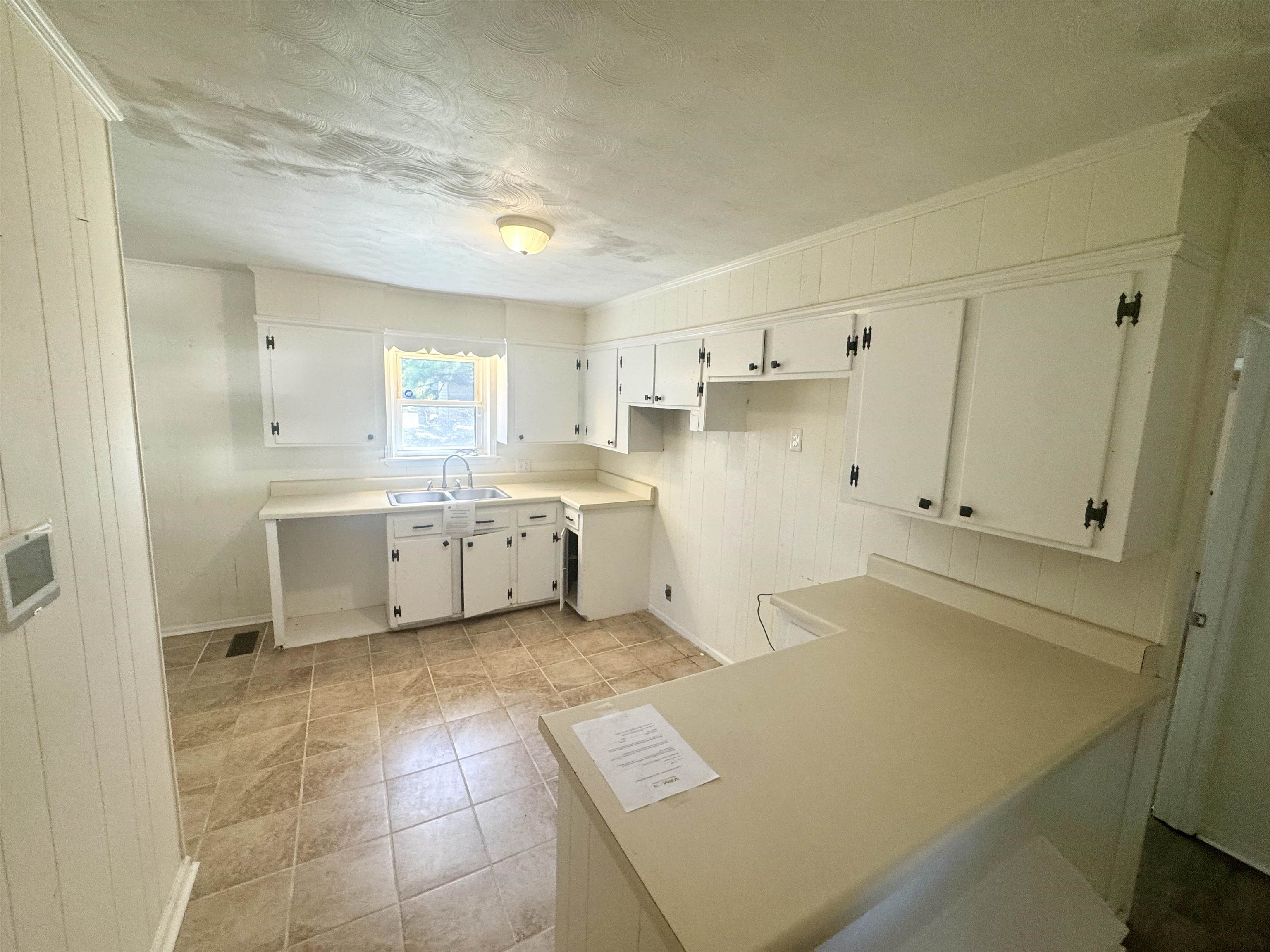 41 Halliburton St Property Photo 9