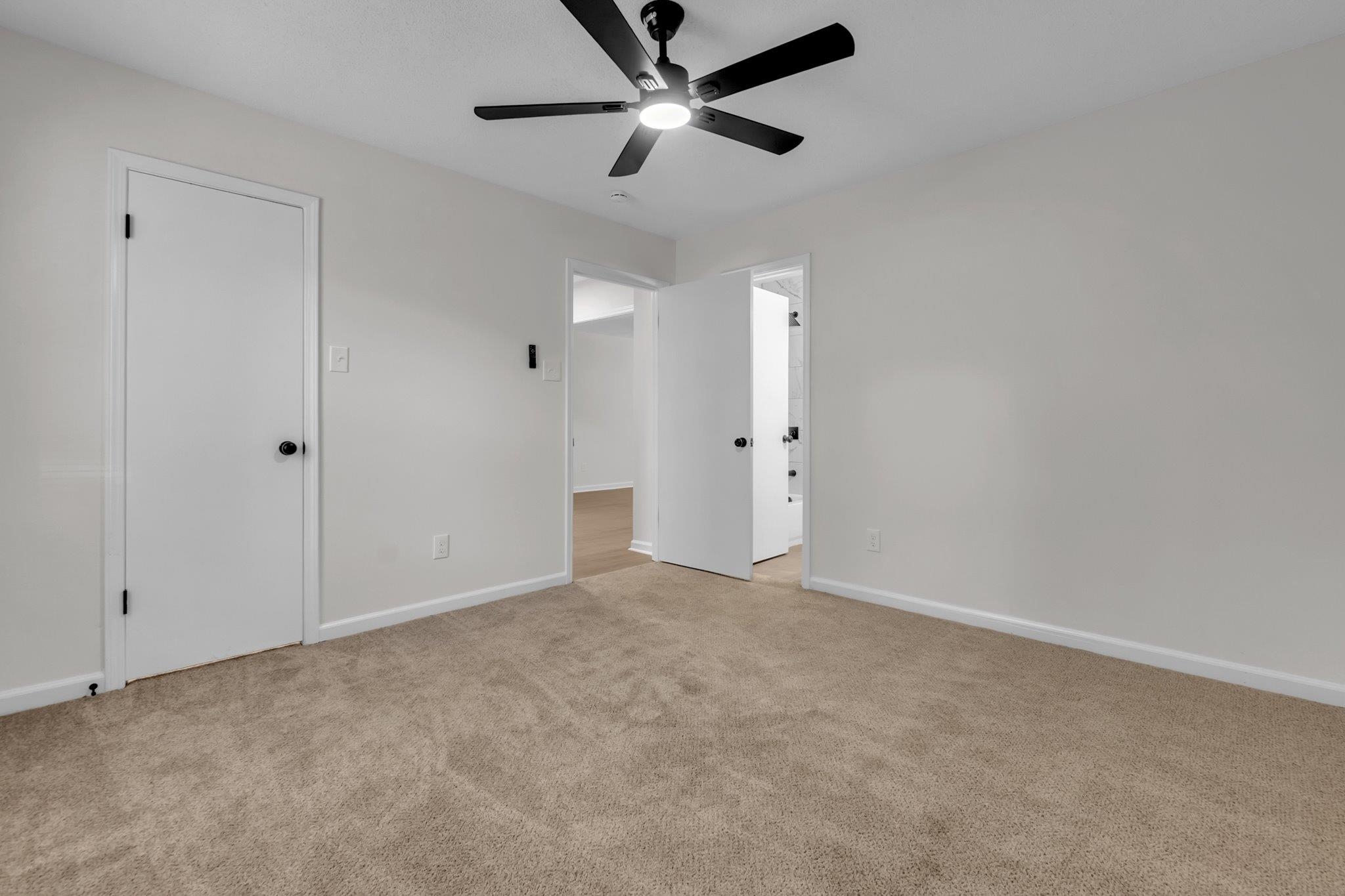 1355 Portersville Rd Property Photo 4