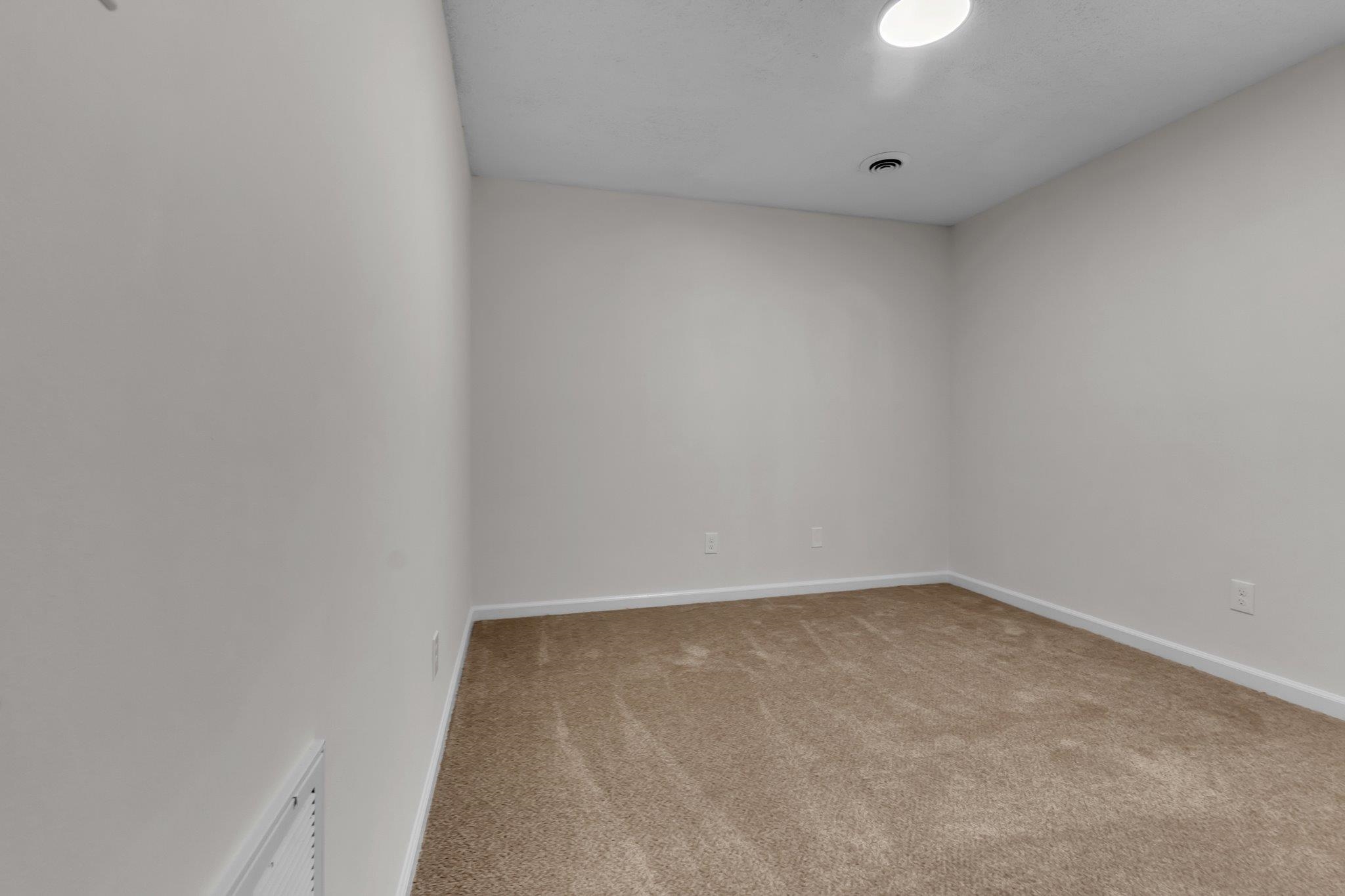 1355 Portersville Rd Property Photo 12