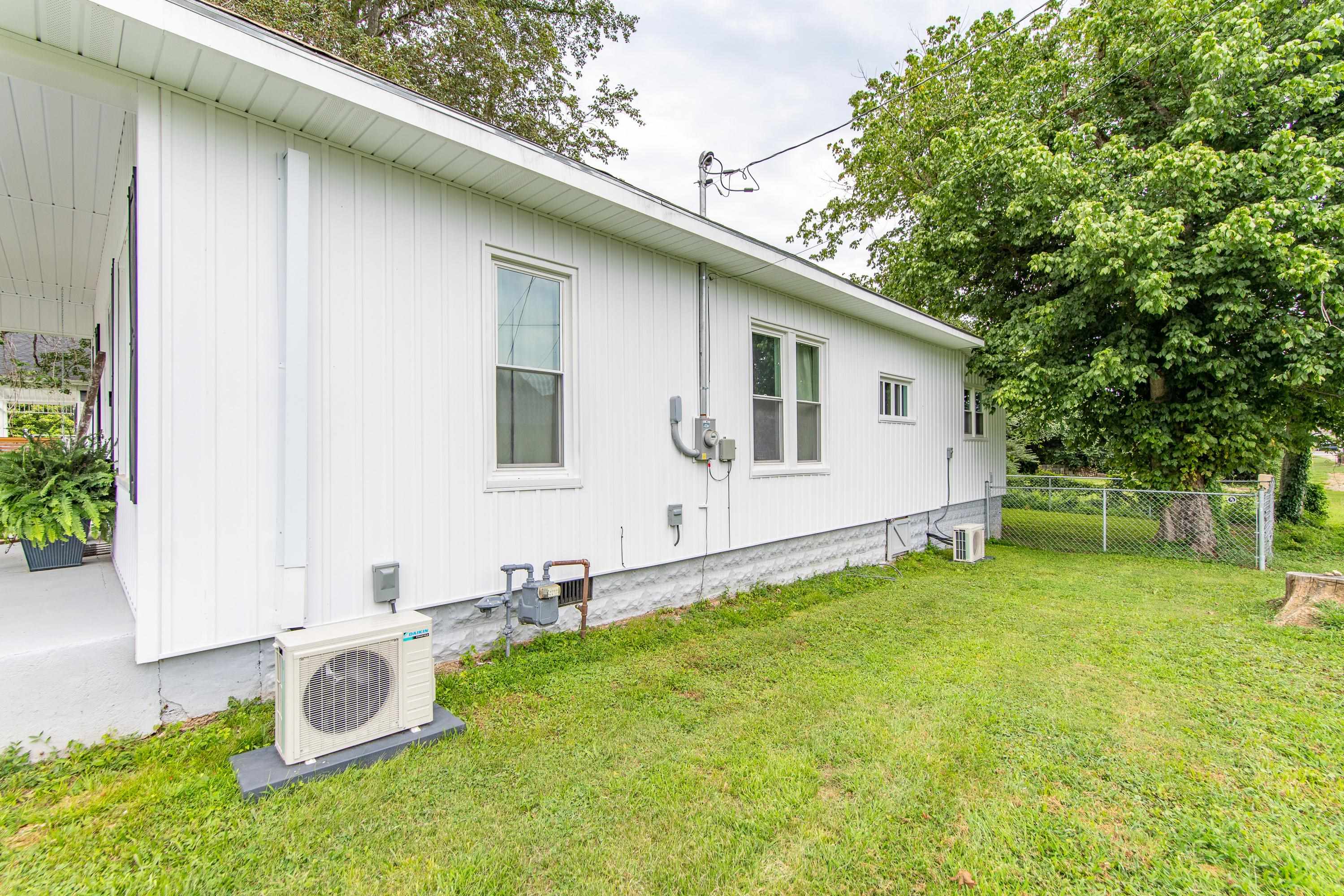 115 E Songer St Property Photo 11