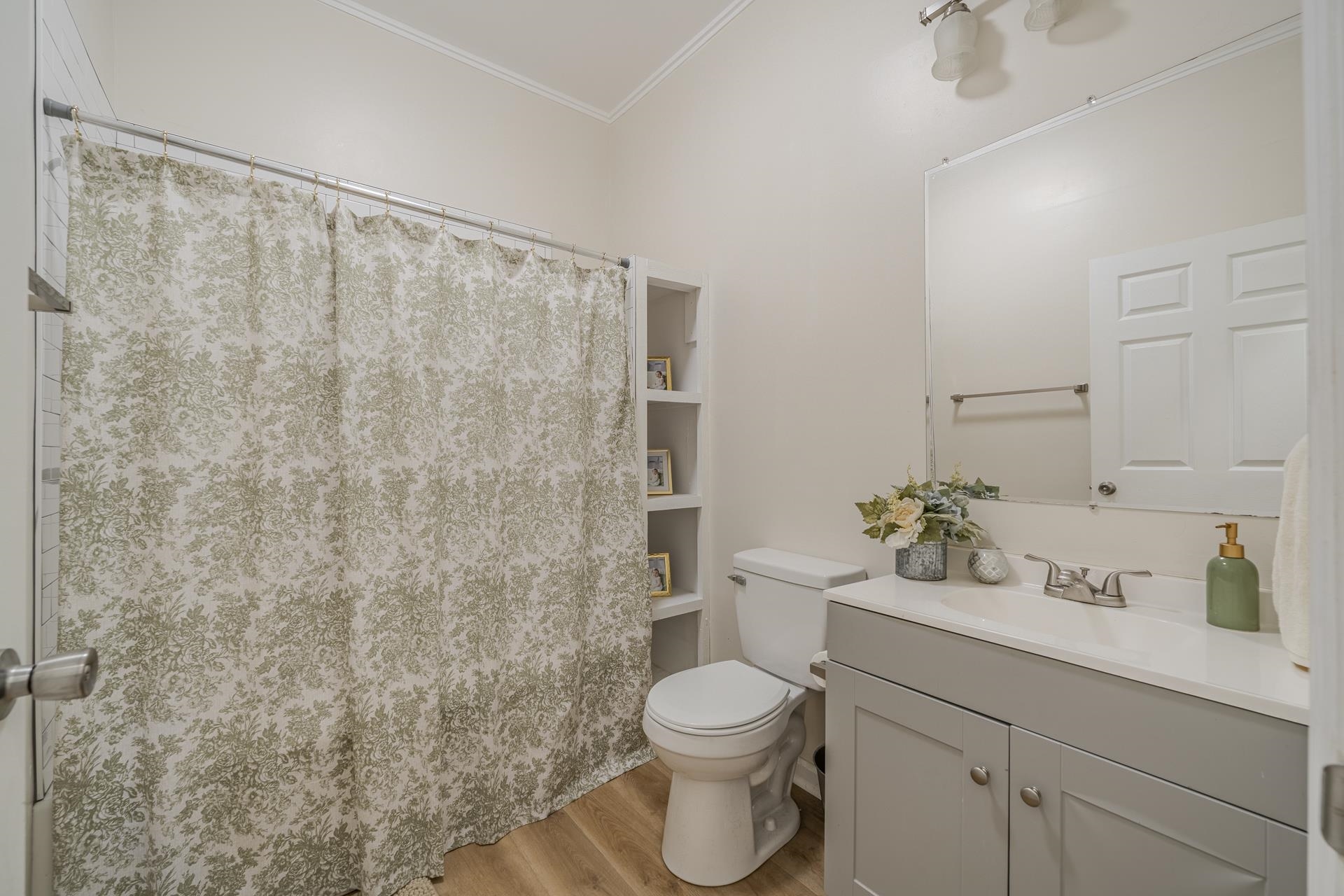 115 E Songer St Property Photo 17