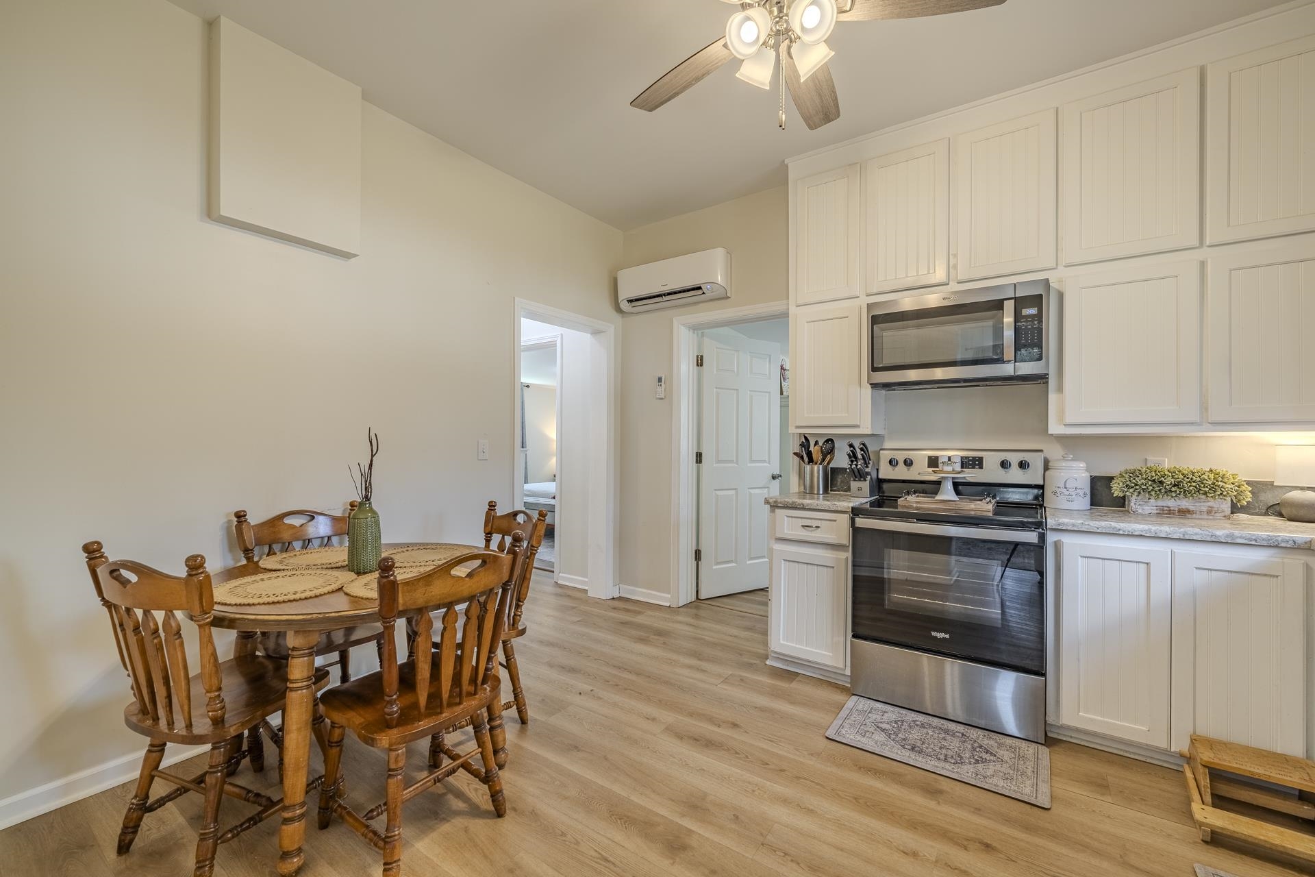 115 E Songer St Property Photo 27