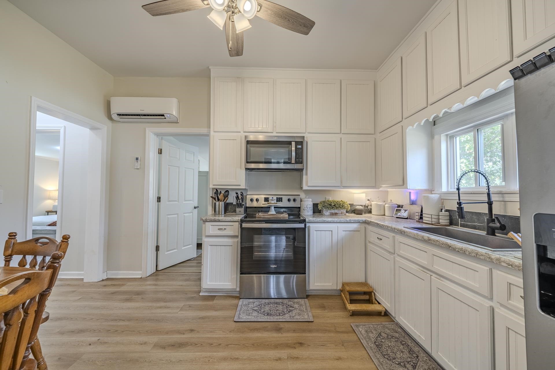 115 E Songer St Property Photo 28