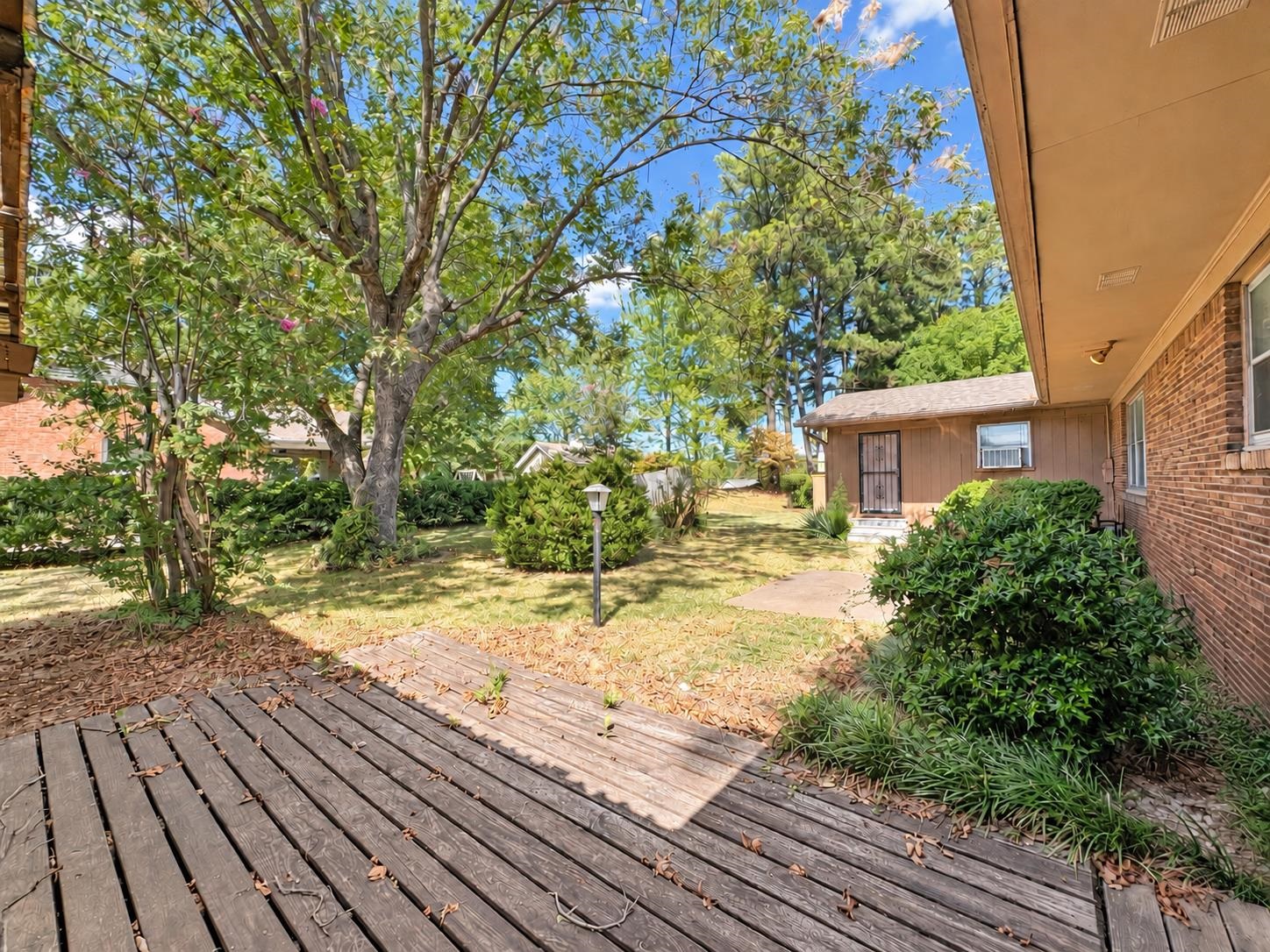 1523 Herring Dr Property Photo 3