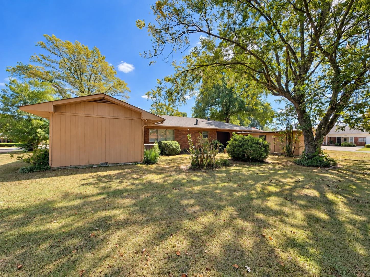1523 Herring Dr Property Photo 17