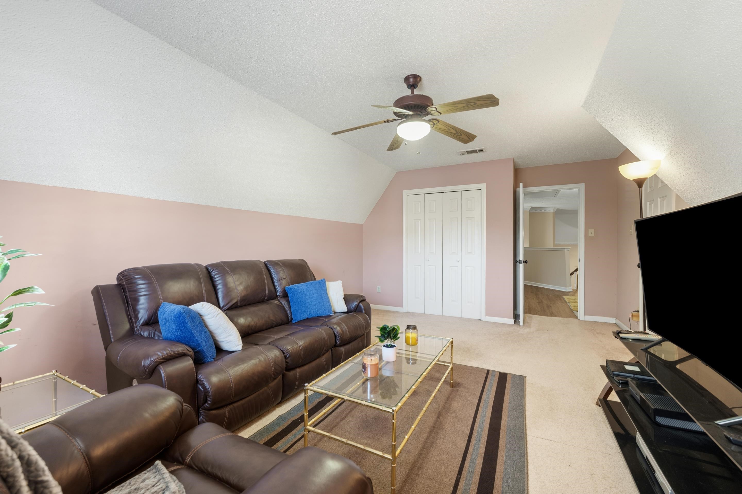 4011 Muirfield Dr Property Photo 22