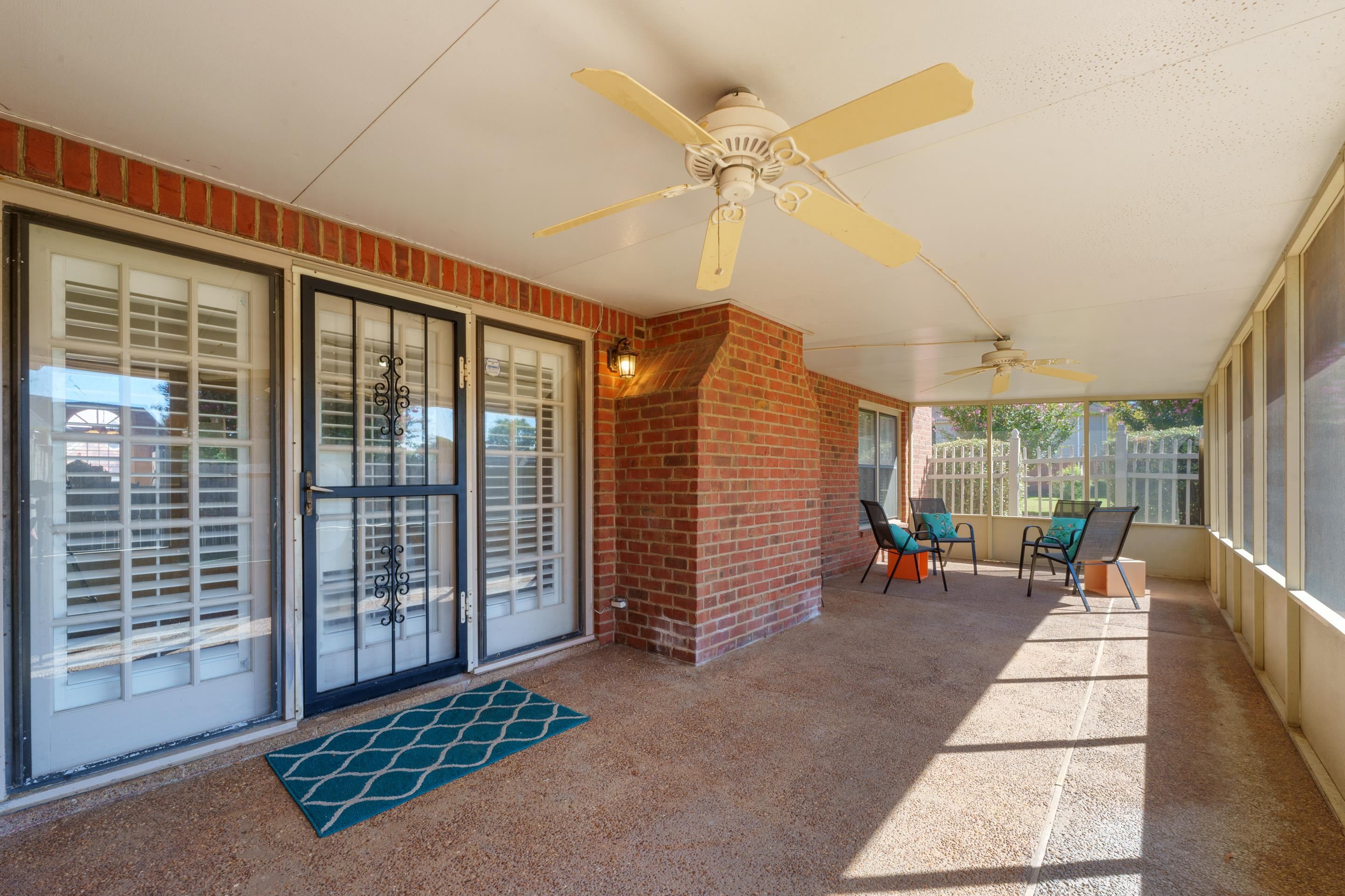 4011 Muirfield Dr Property Photo 24