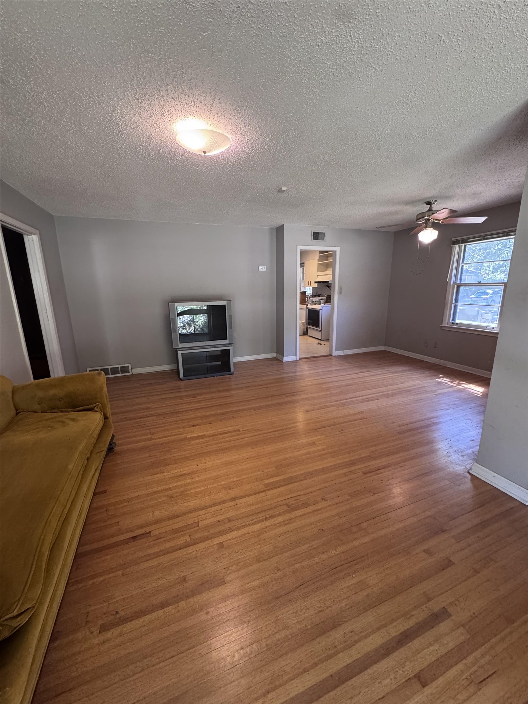 1408 W Flamingo Rd W Property Photo 2