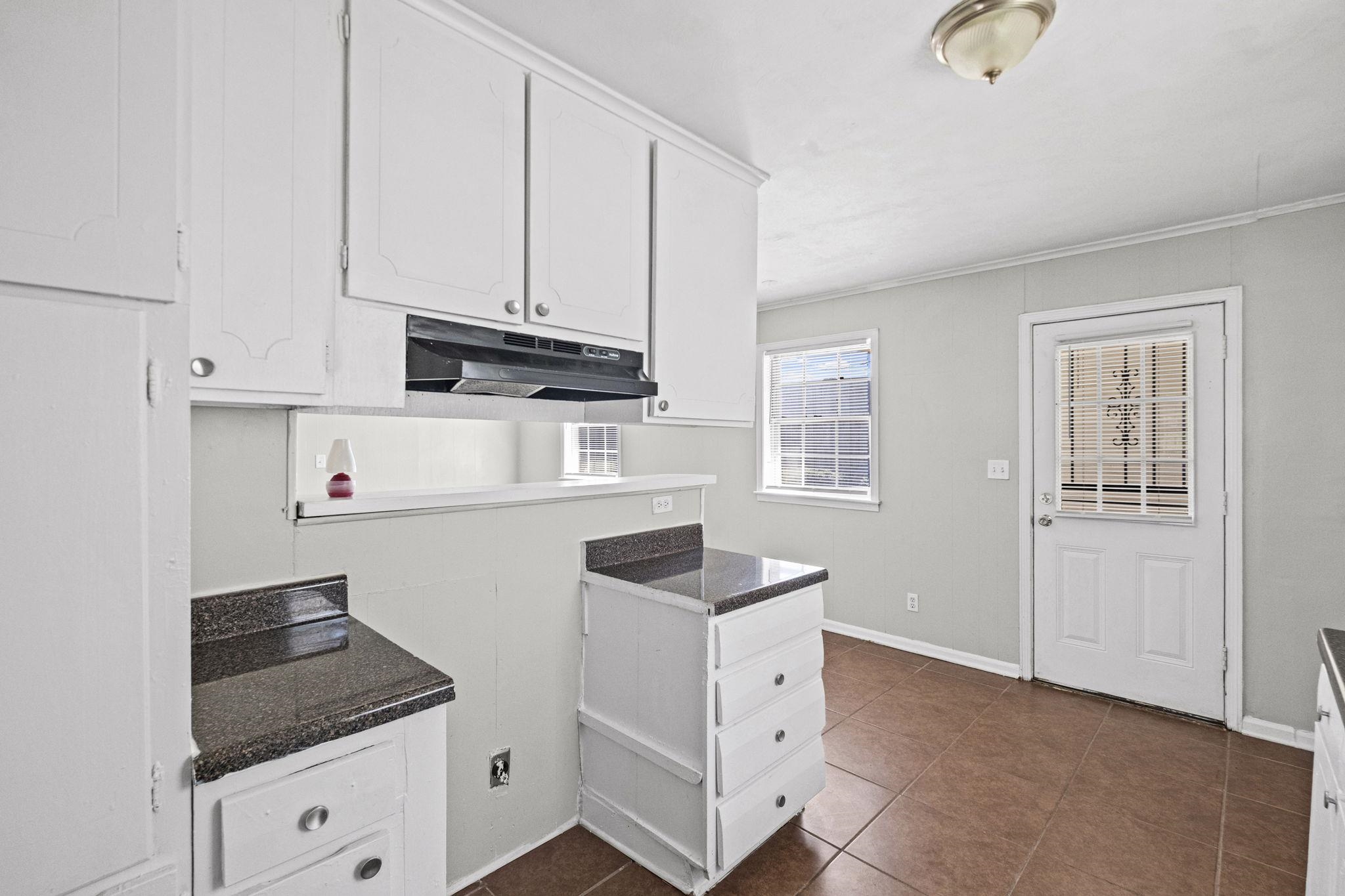 4479 Jamaica Ave Property Photo 17