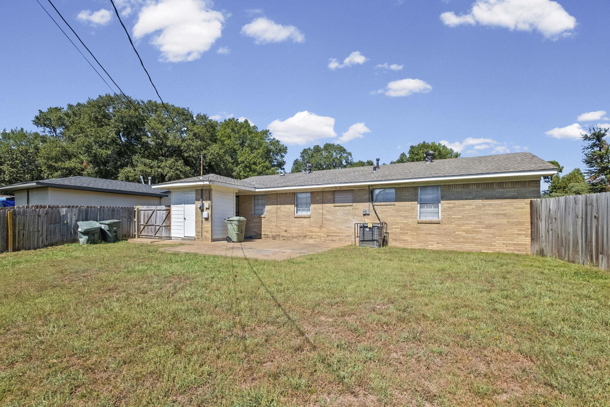 4479 Jamaica Ave Property Photo 18