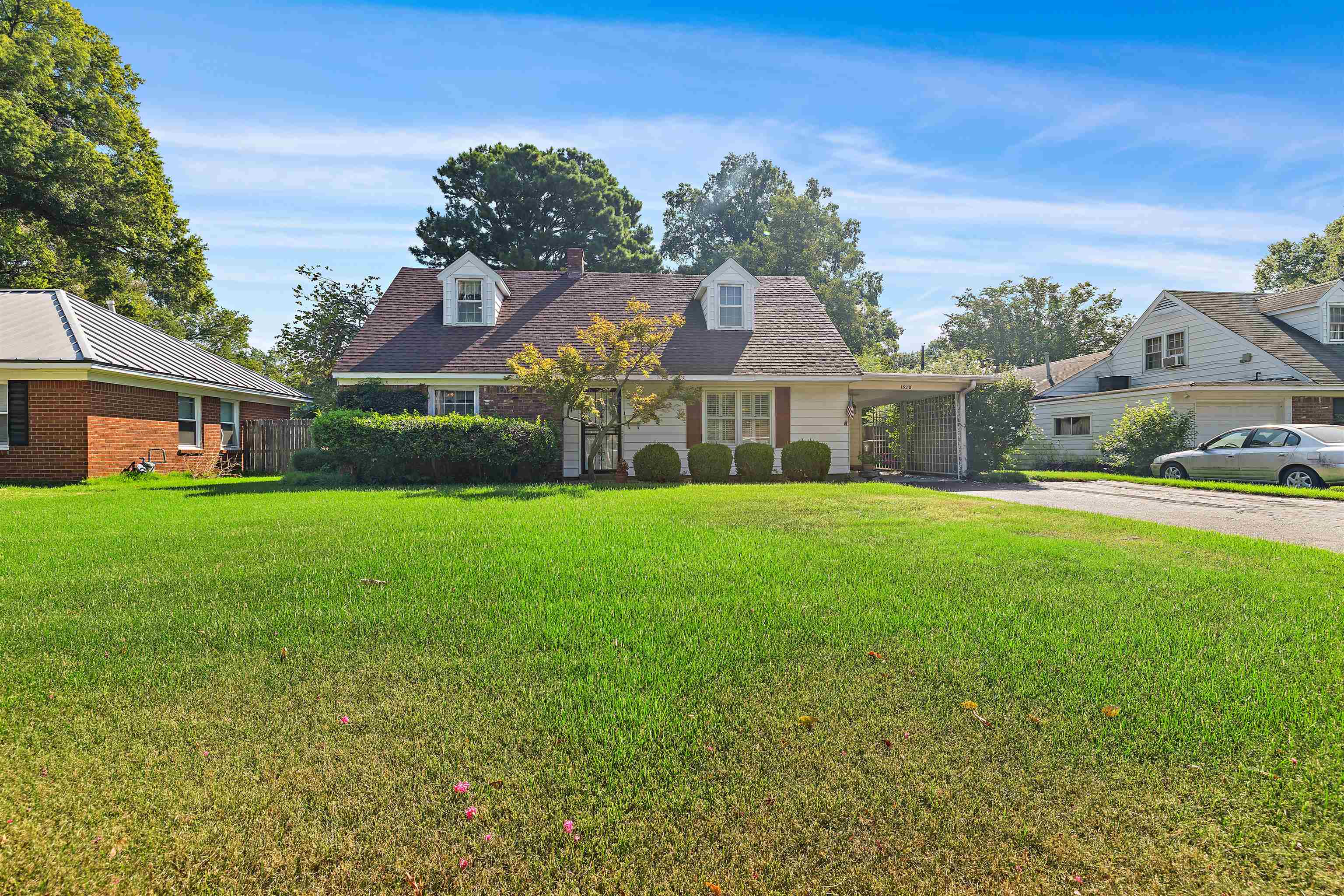 1520 Mt Moriah Rd Property Photo 1