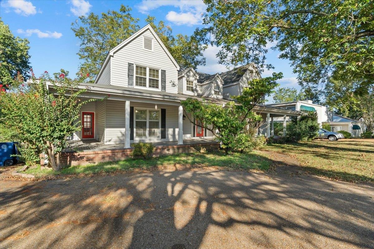 8020 Poplar Pike Property Photo 3