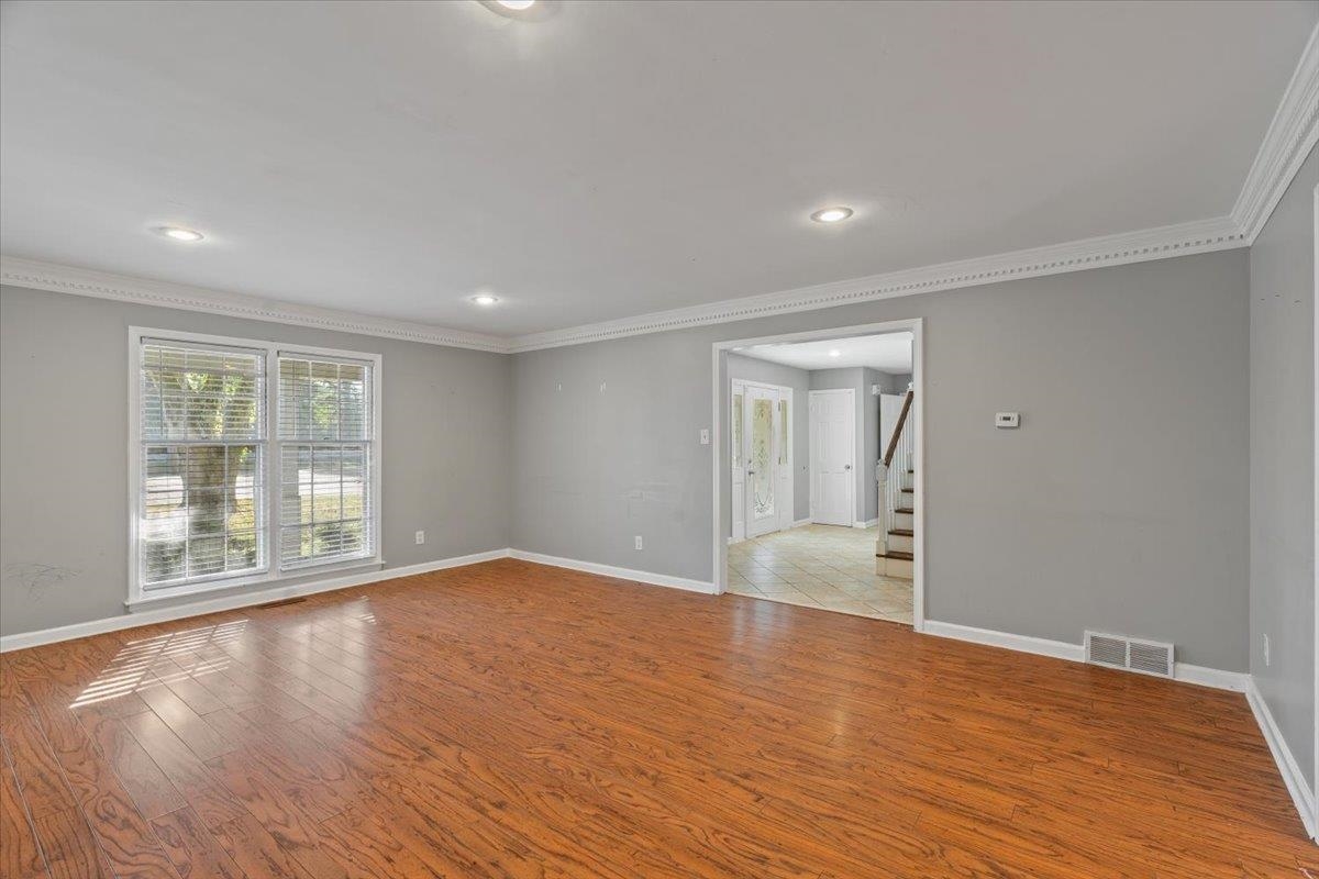 8020 Poplar Pike Property Photo 5