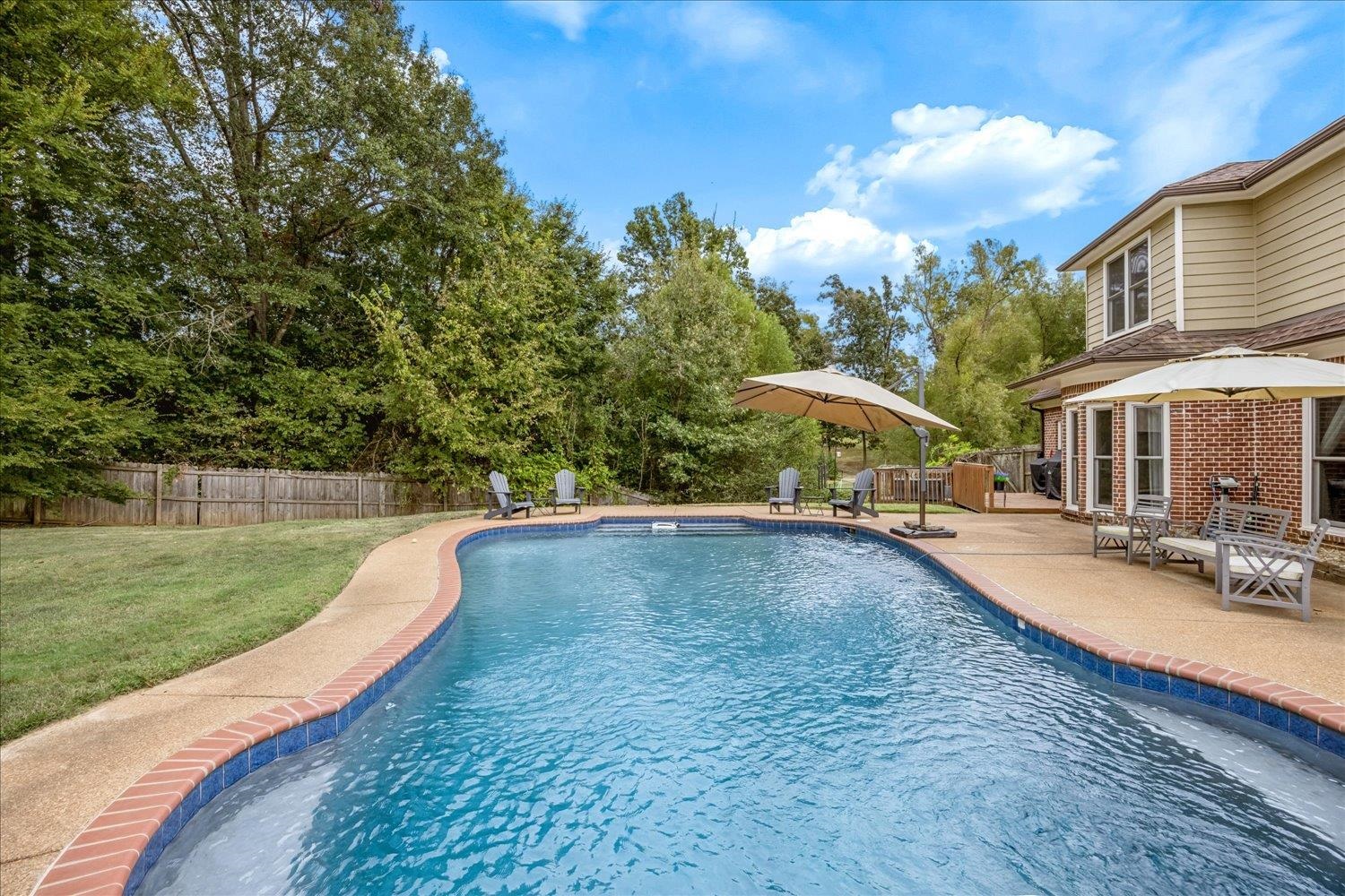 8308 Thorne Hollow Cv Property Photo 5