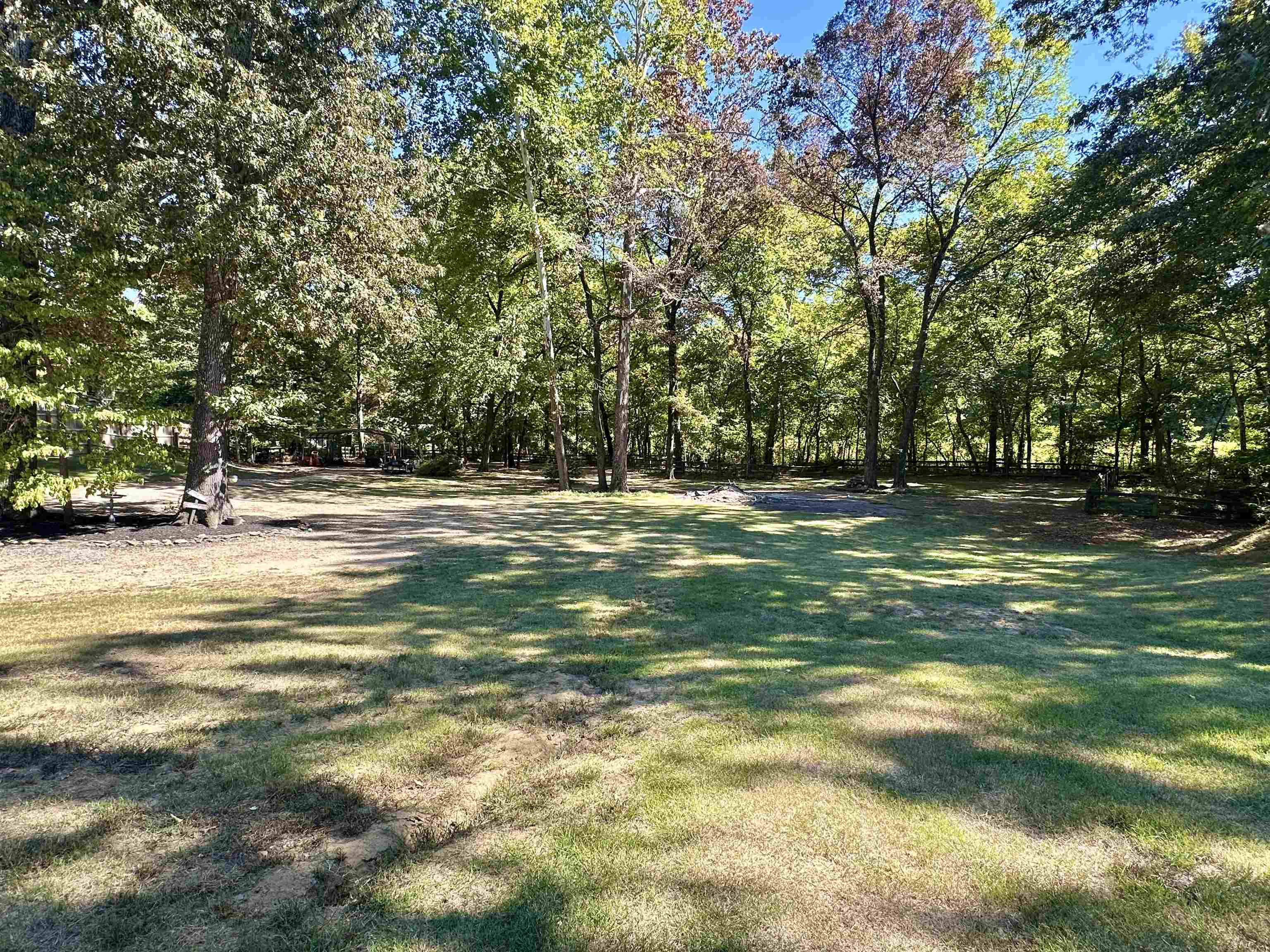 90 Country Forest Dr Property Photo 4