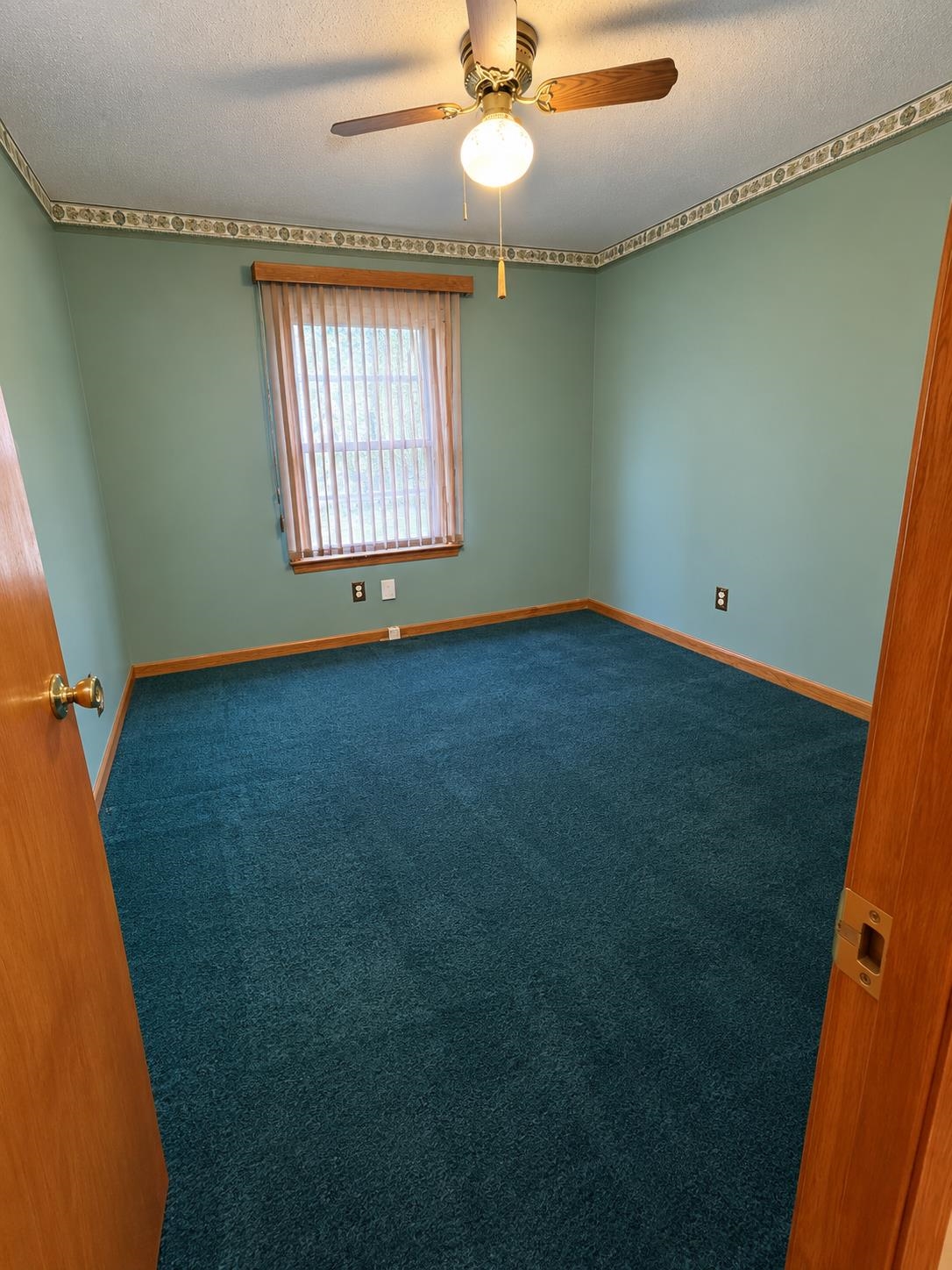 1492 Rainey Ave Property Photo 3