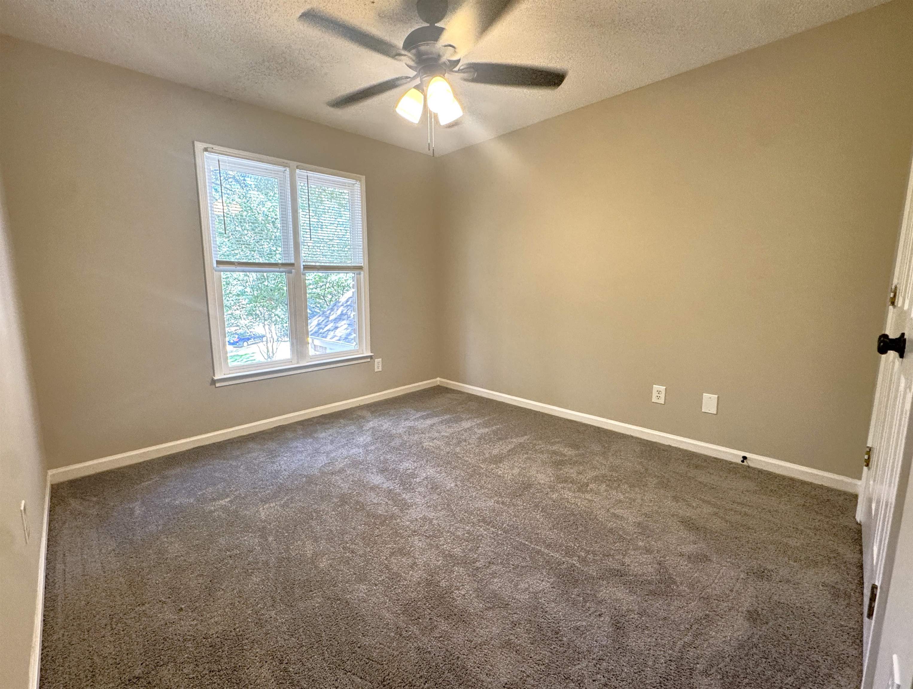 880 Fair Oaks Dr Property Photo 25