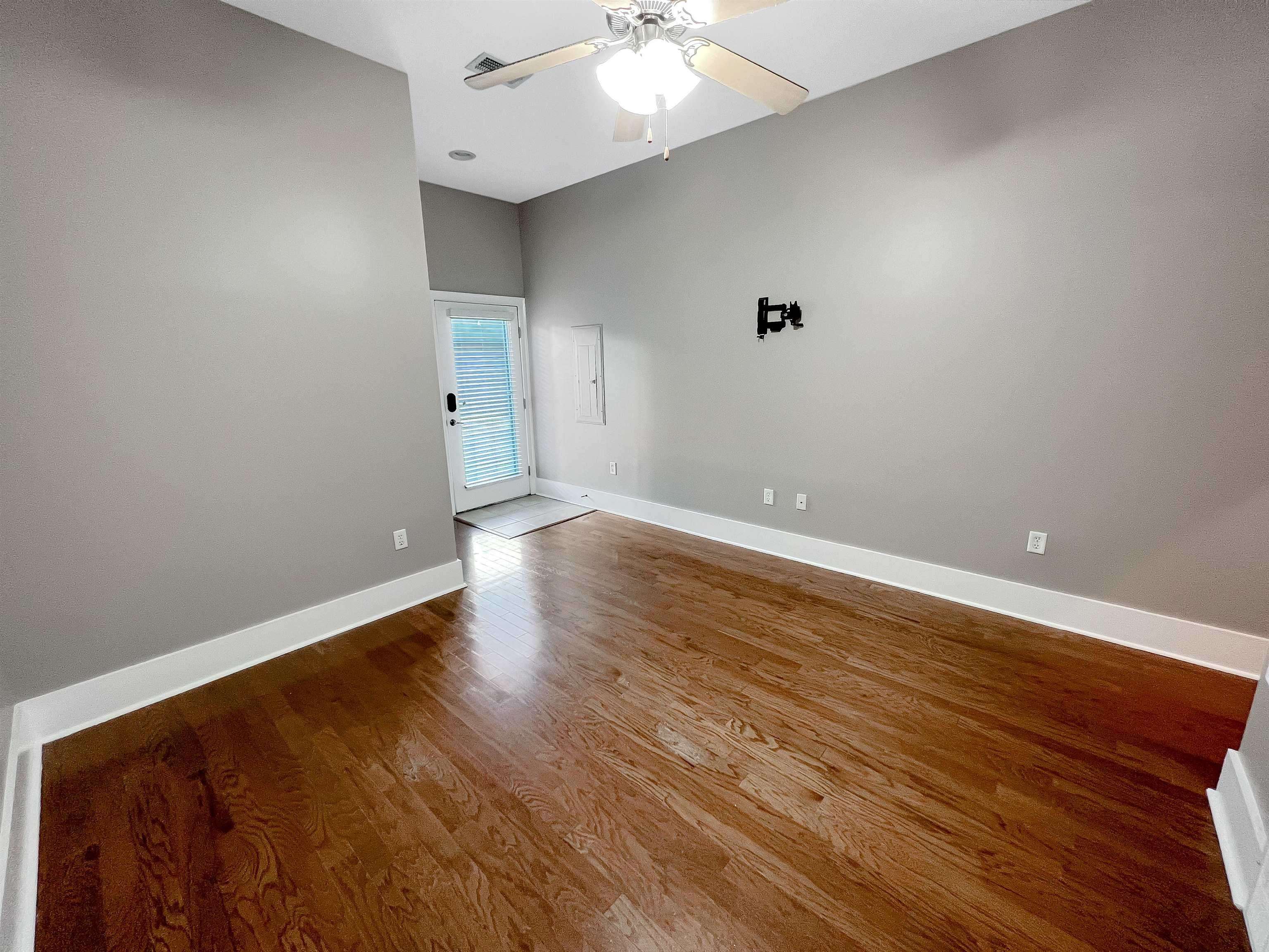 615 Denmark Dr 102 Property Photo 14
