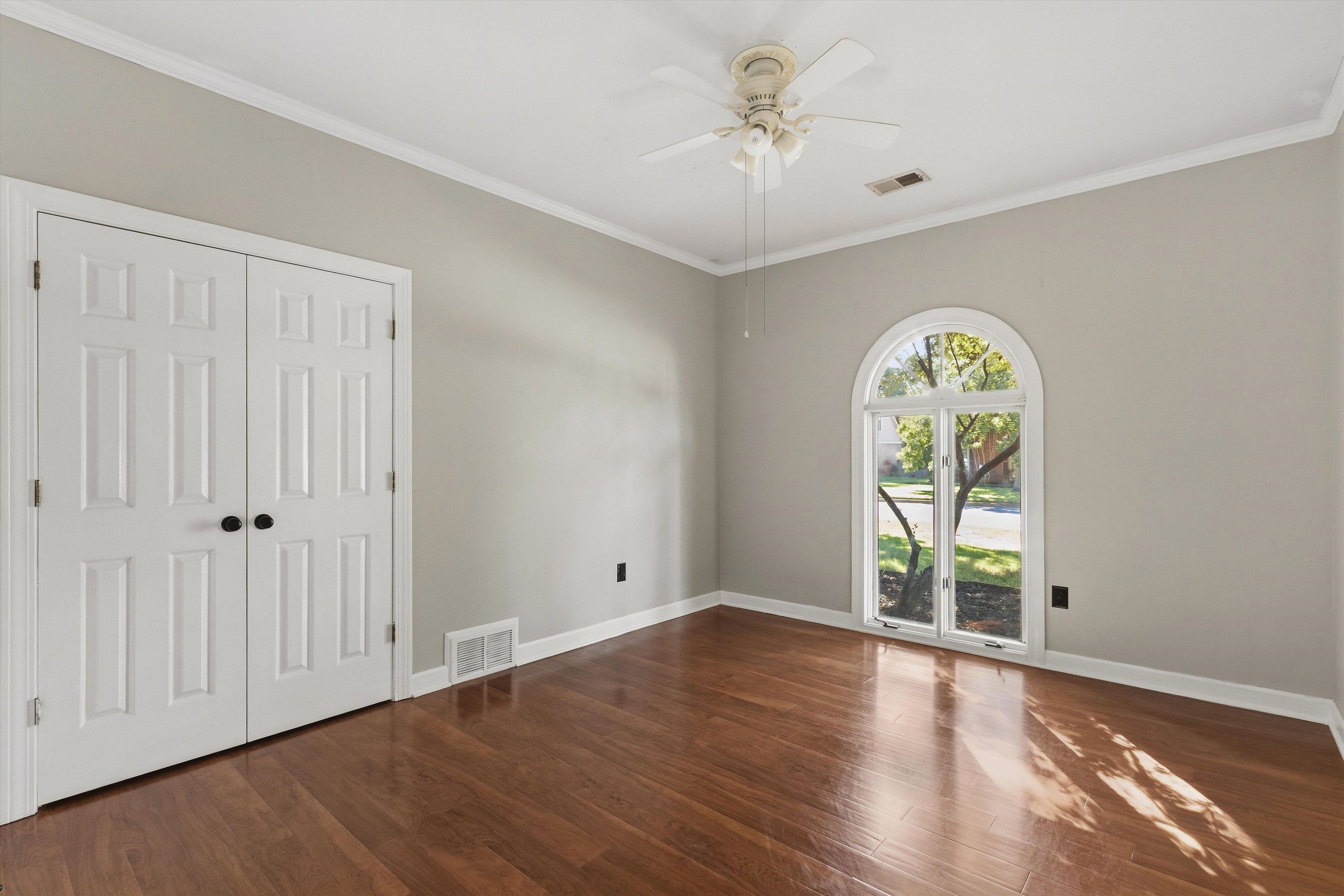 960 Lycomedes Cv Property Photo 23