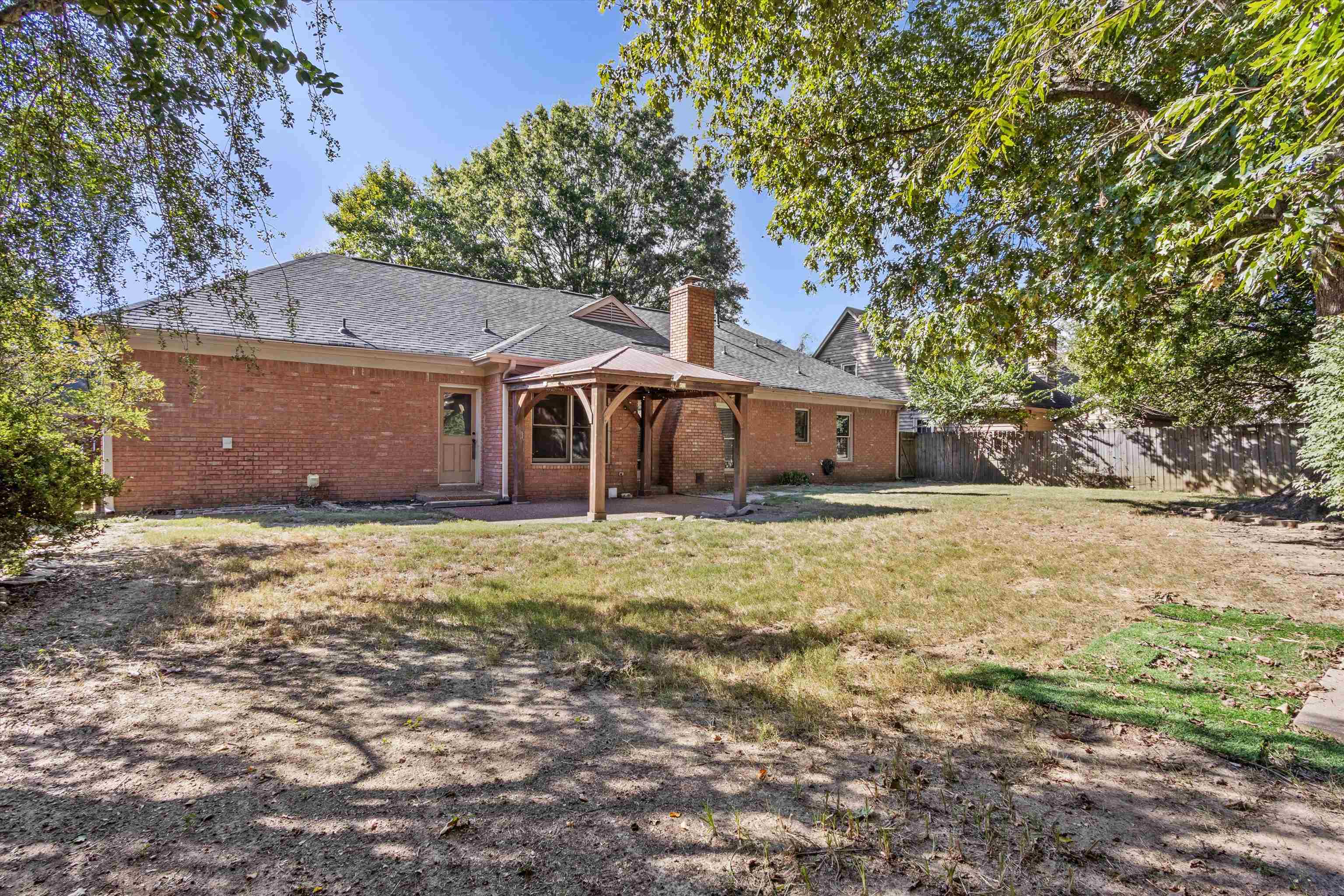 960 Lycomedes Cv Property Photo 27