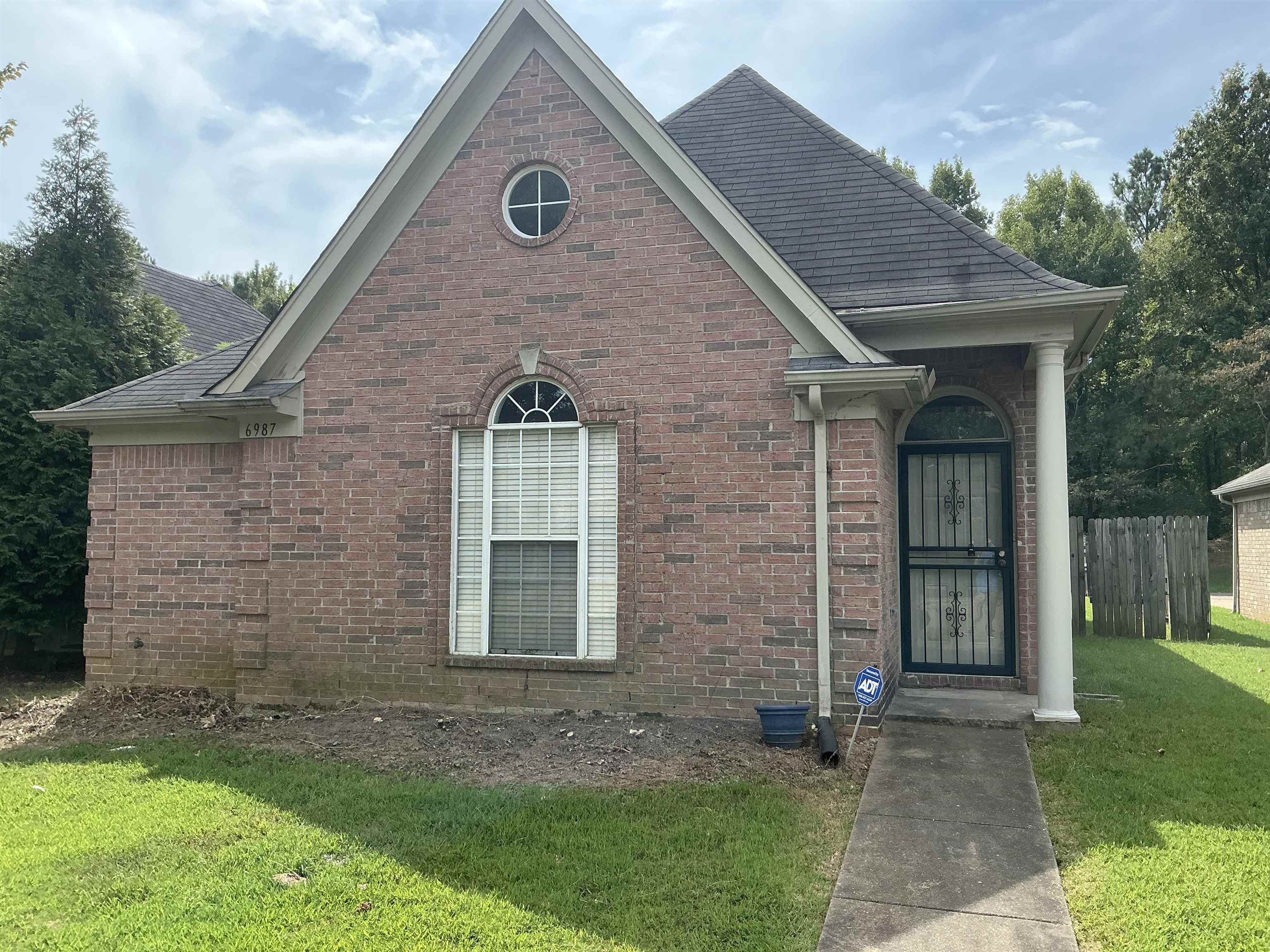 6987 PARKBROOK LN Property Photo 1