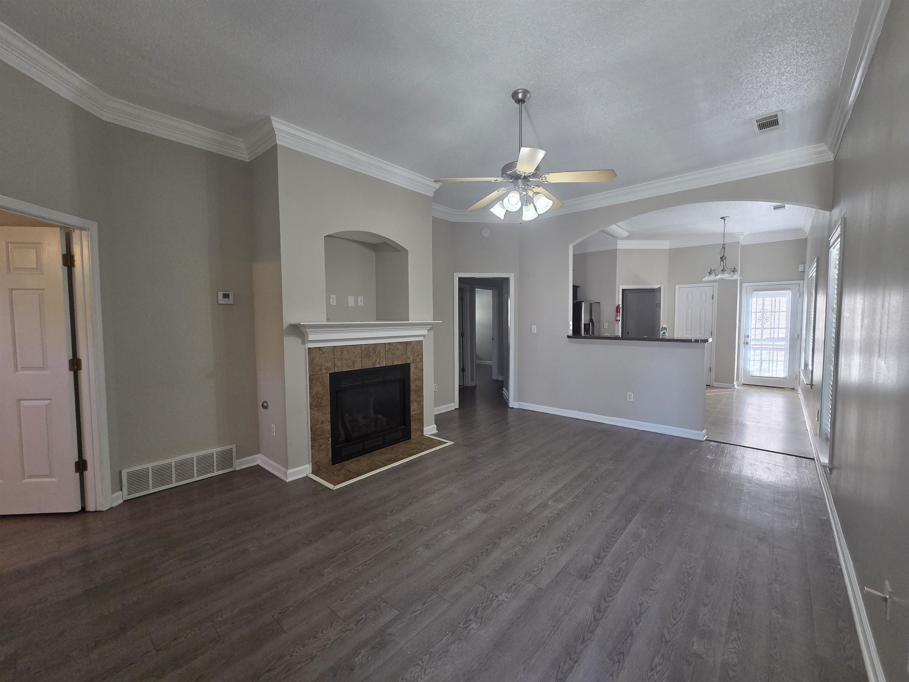 6987 Parkbrook Ln Property Photo 11