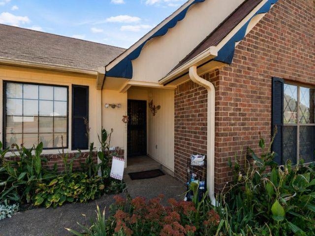 6903 E Fox Horse Cv Property Photo 2