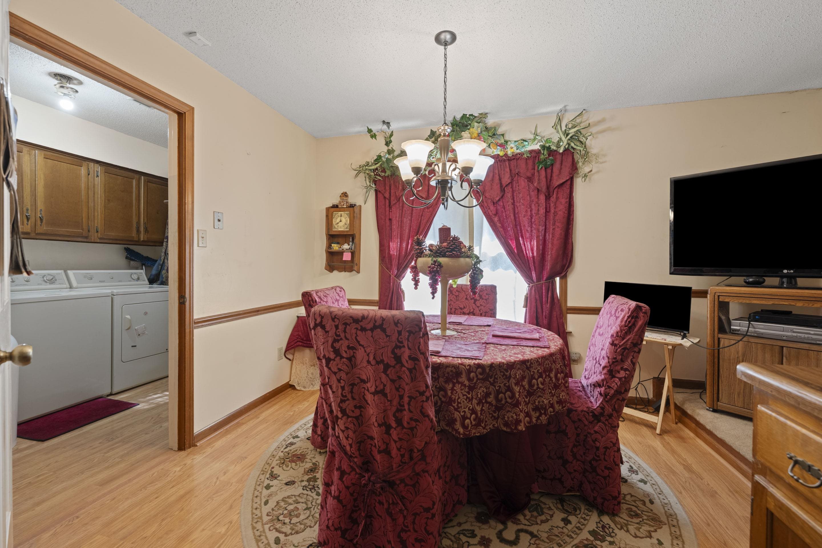 6903 E Fox Horse Cv Property Photo 7
