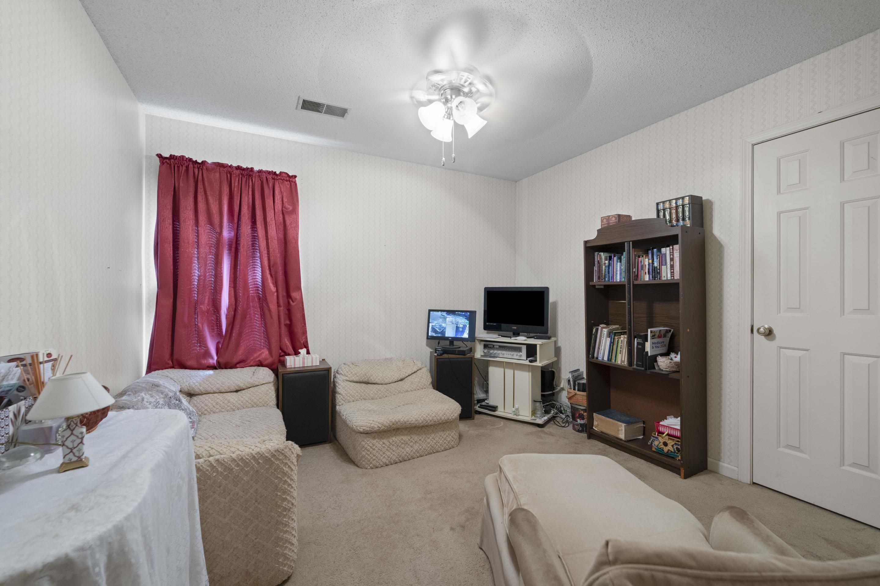 6903 E Fox Horse Cv Property Photo 13