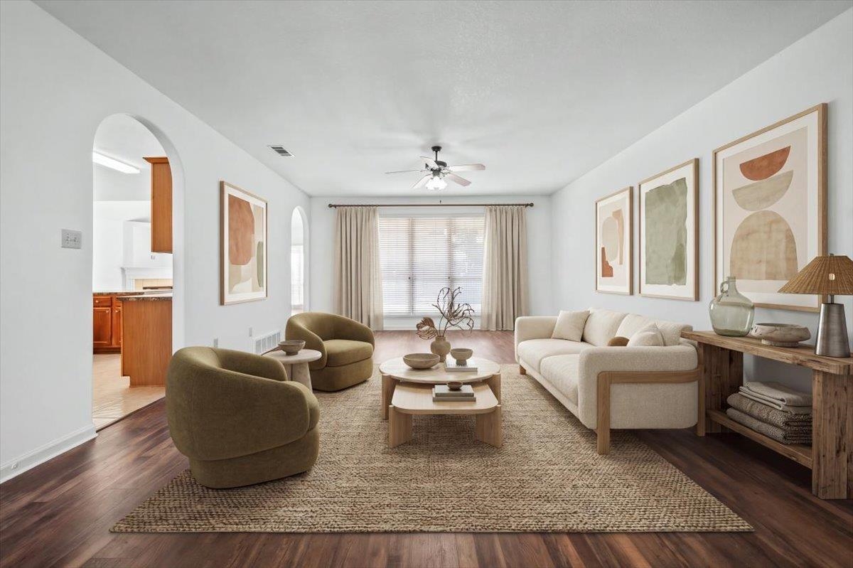 4450 Guinevere Ln Property Photo 5