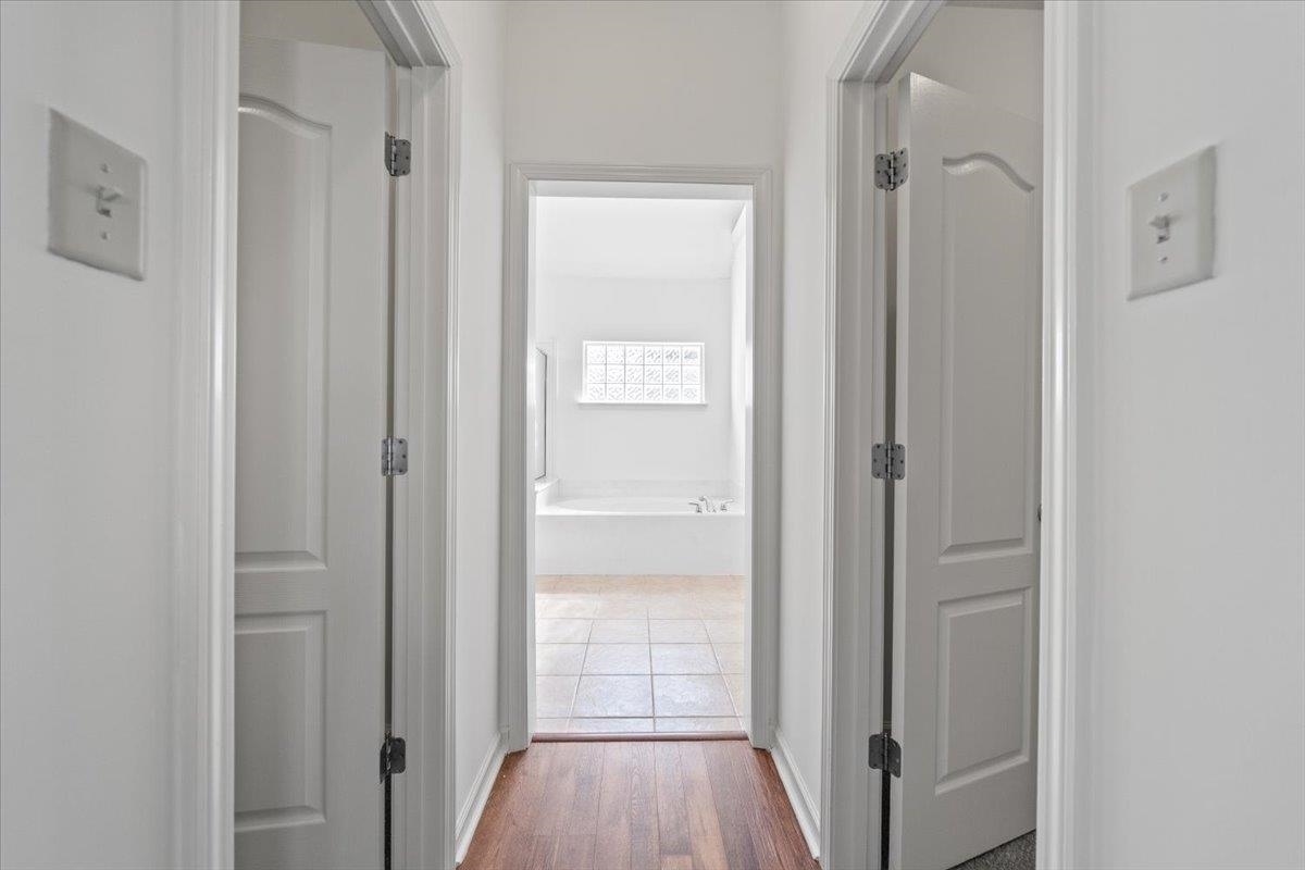 4450 Guinevere Ln Property Photo 18
