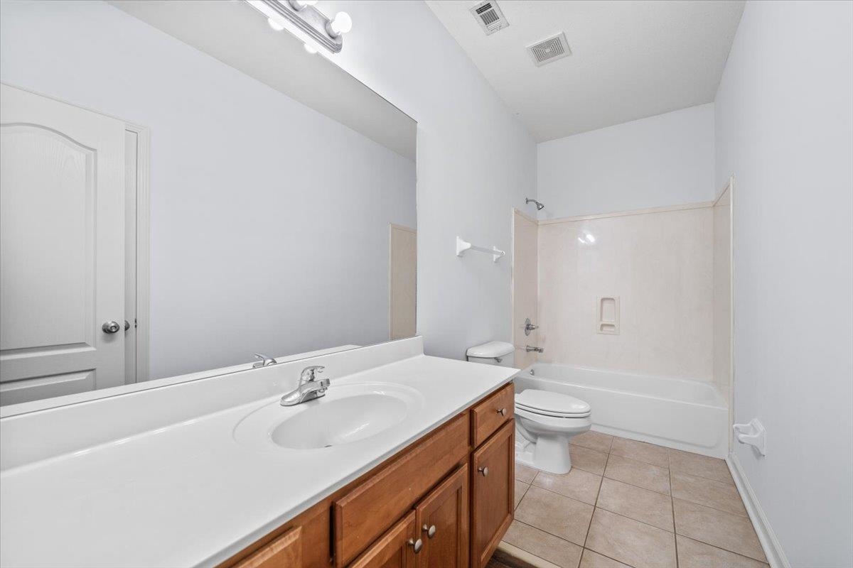 4450 Guinevere Ln Property Photo 22