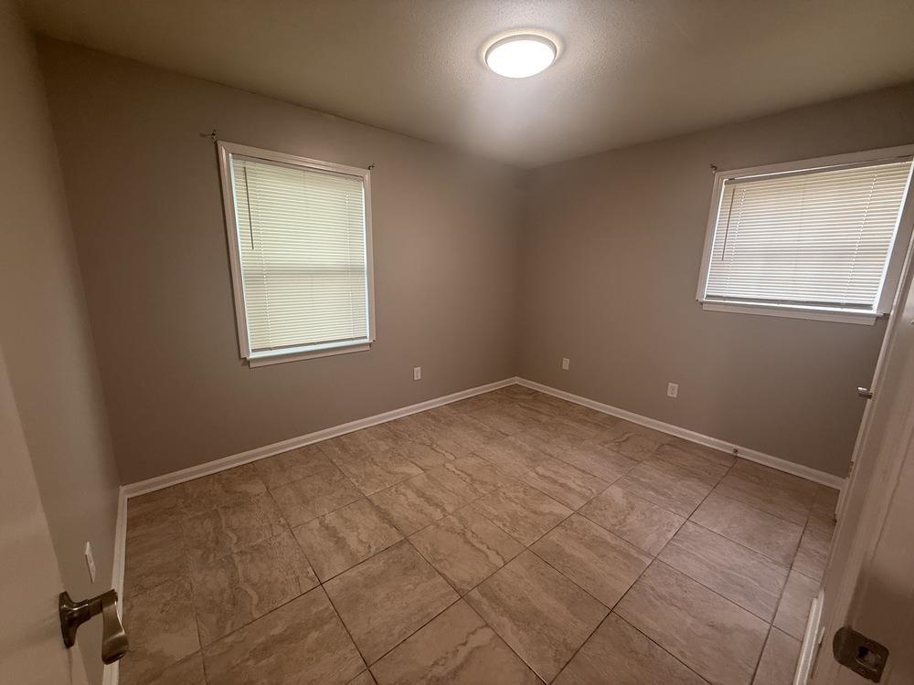 3798 Glenburee St Property Photo 6