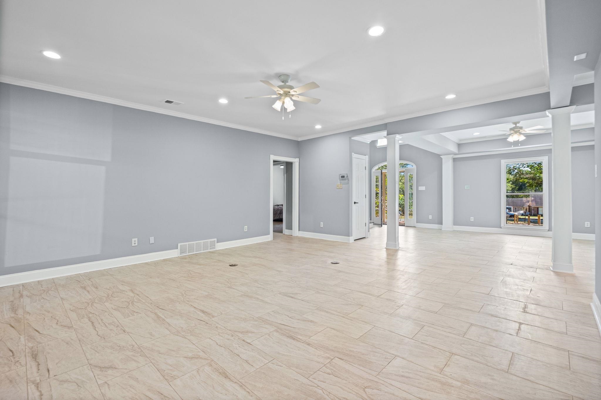12420 Fox Lair Dr Property Photo 6
