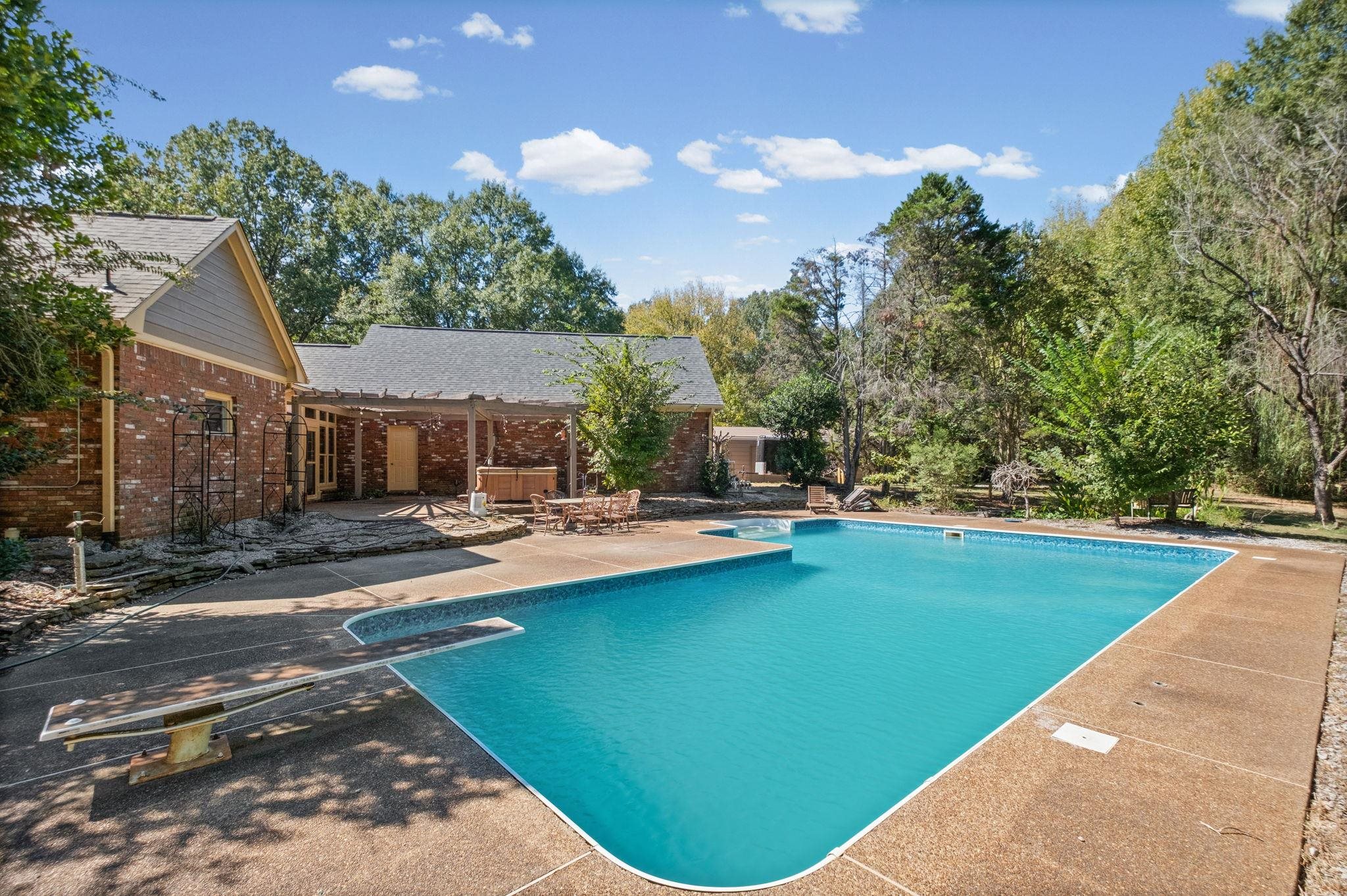 12420 Fox Lair Dr Property Photo 33