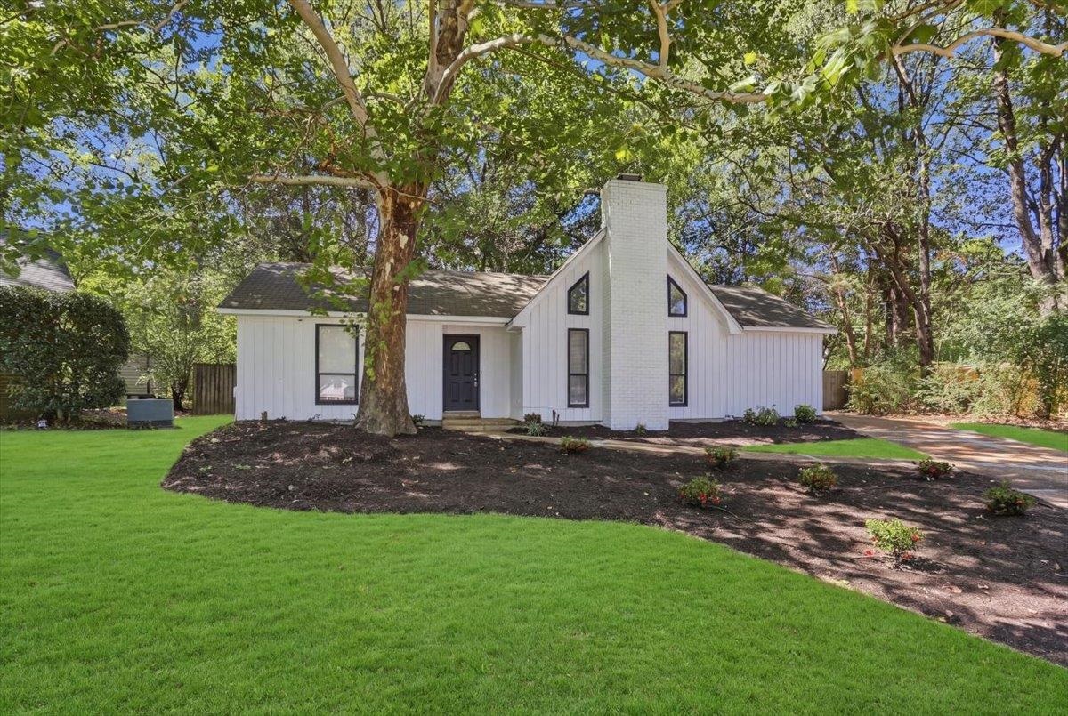 2081 Rose Garden Cv Property Photo 1
